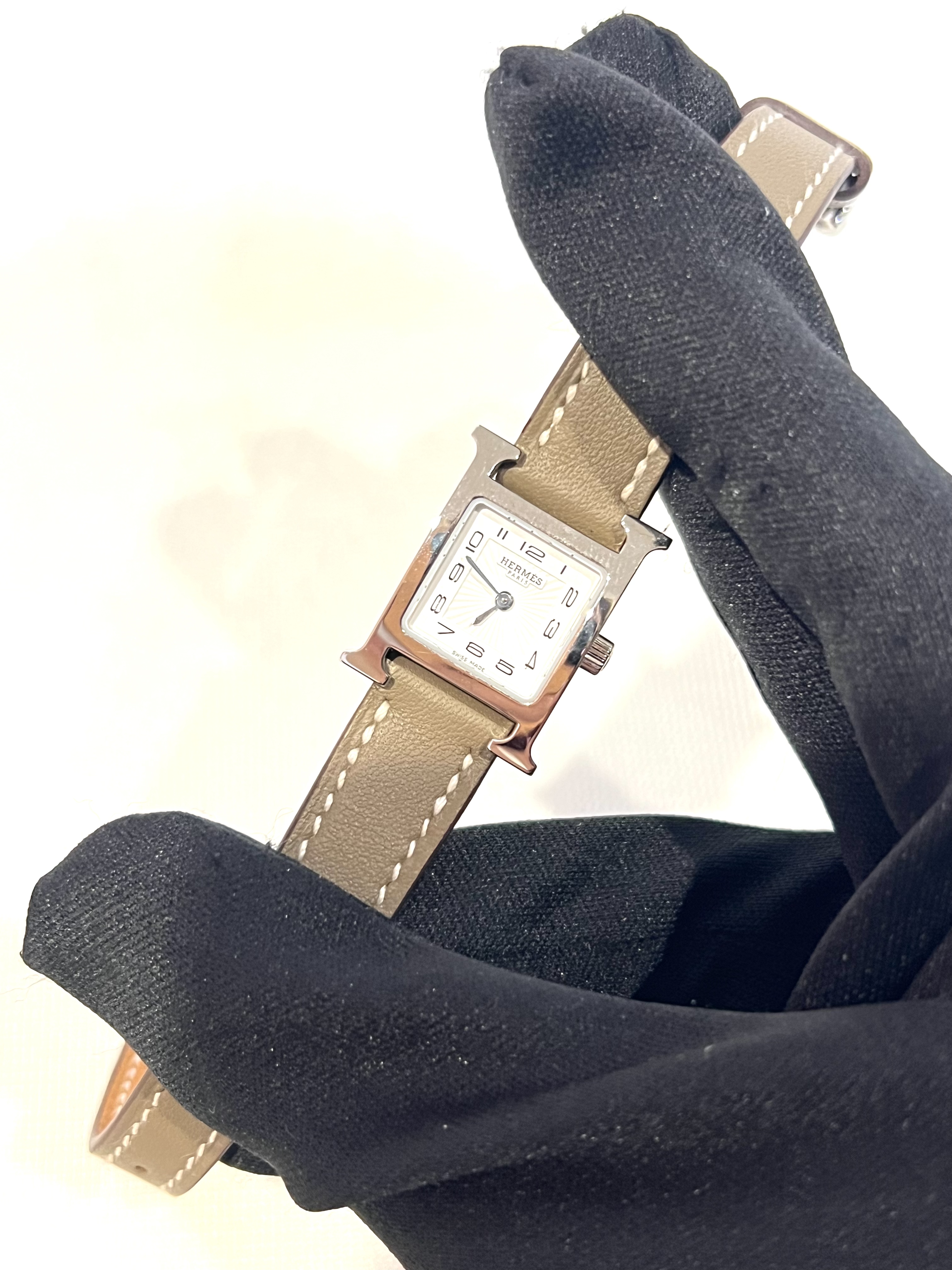 Pre-Owned Hermès Heure H Stamp U / Product Code: 26041115