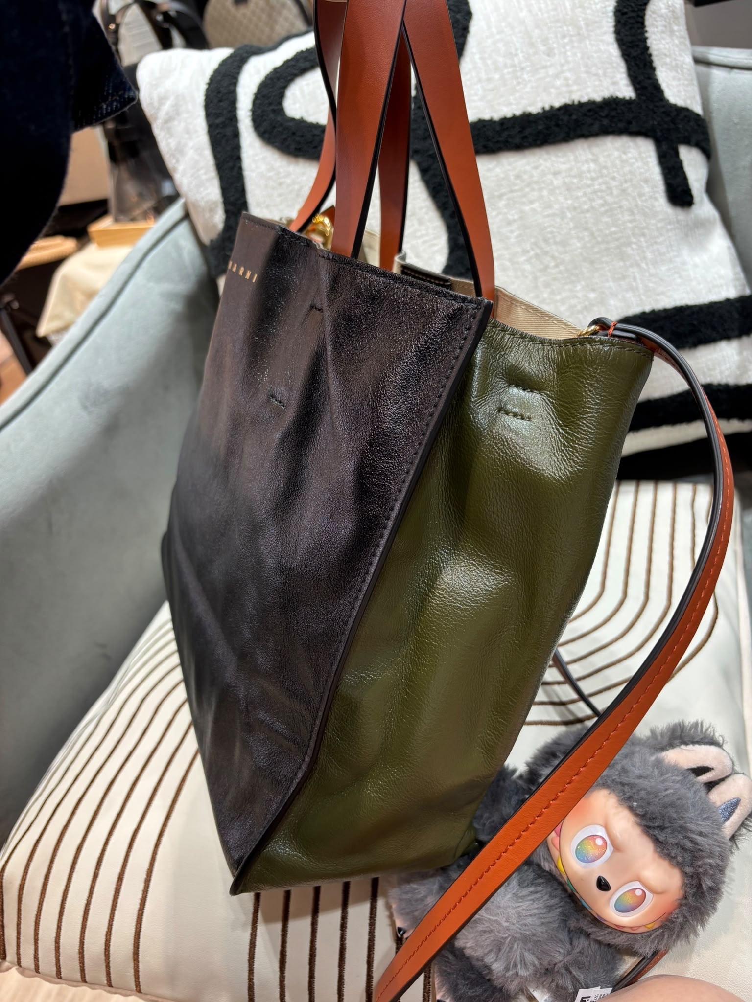 未使用品 Marni 2Way Tote Bag calfskin 100%Authentic, unused 未使用品 ✅Dust bag