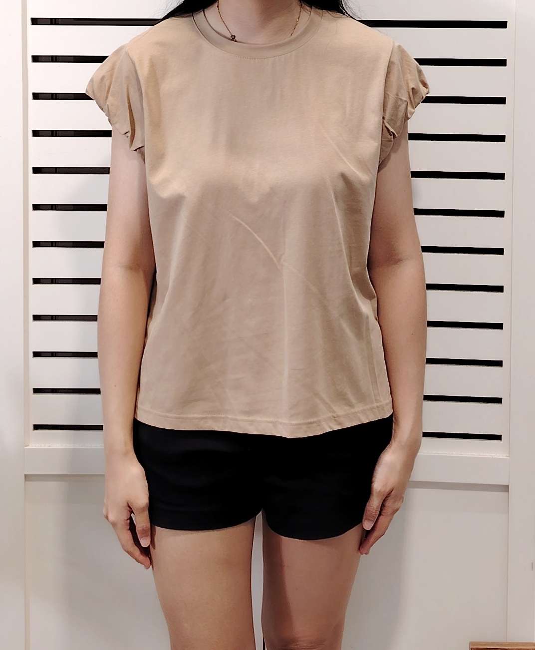 M2889 Wrinkled Sleeve Round Neck T-Shirt