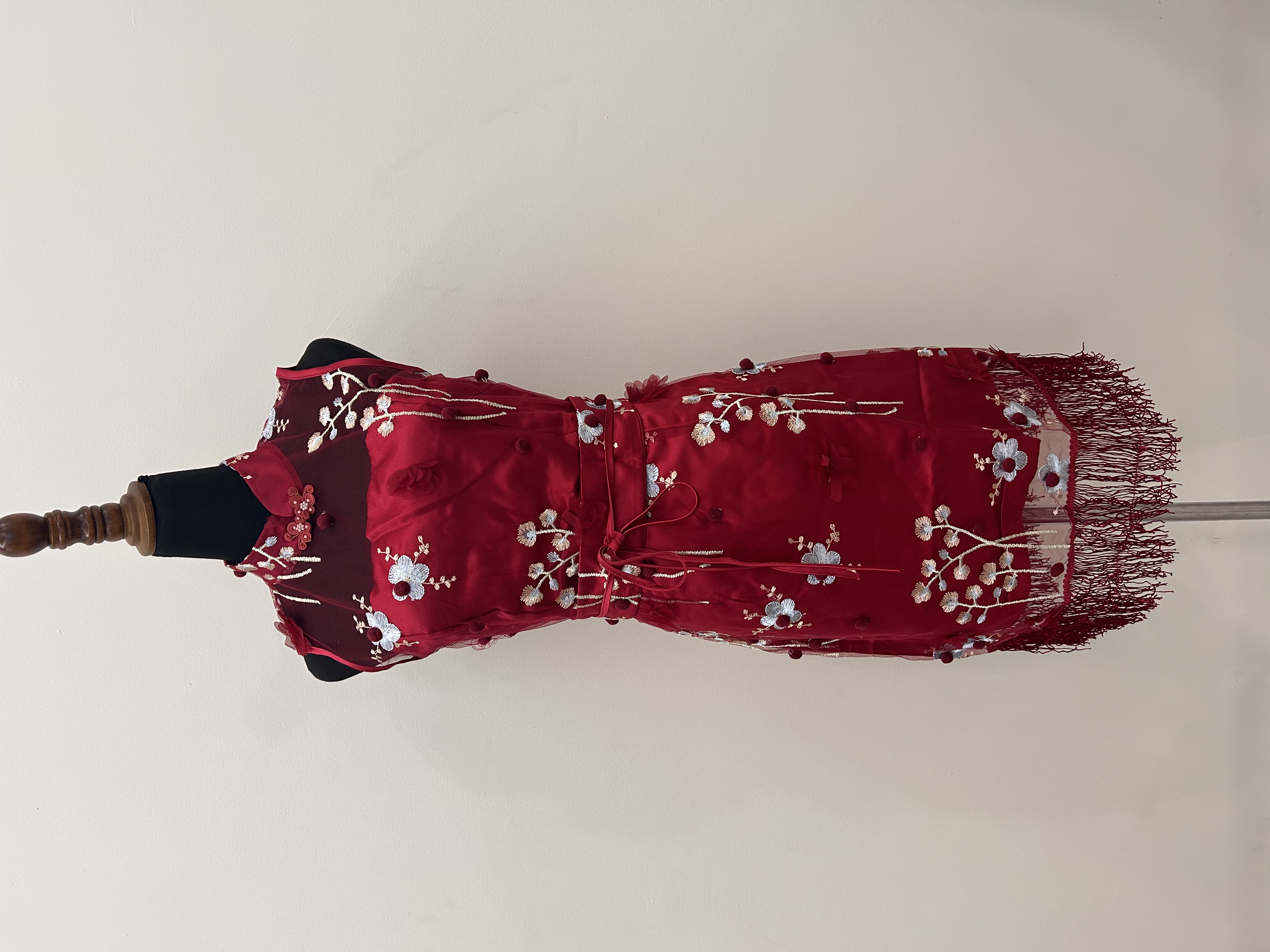 589..WB Lace Sleeveless Flower Qipao Dress