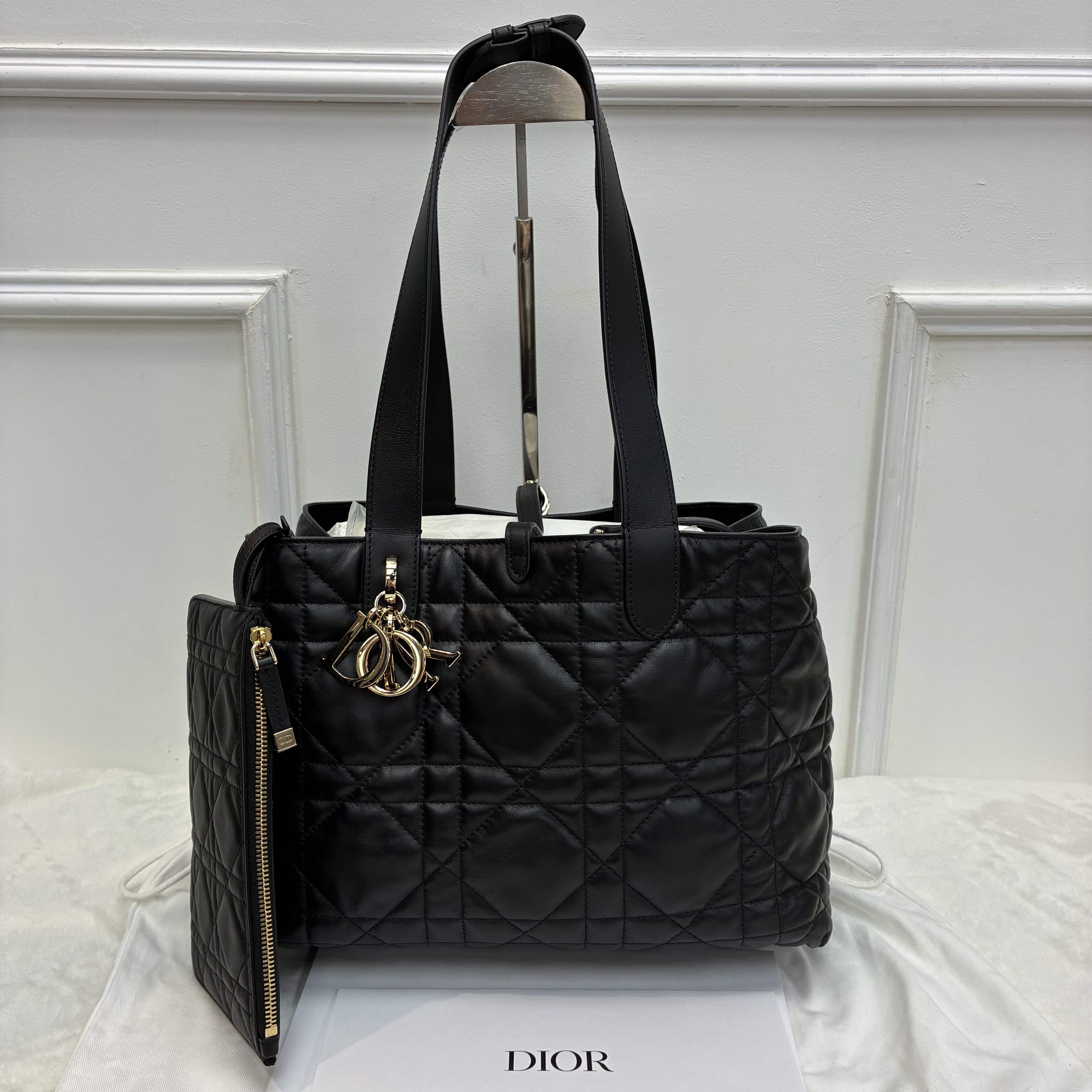 Dior Toujours 黑色土著包