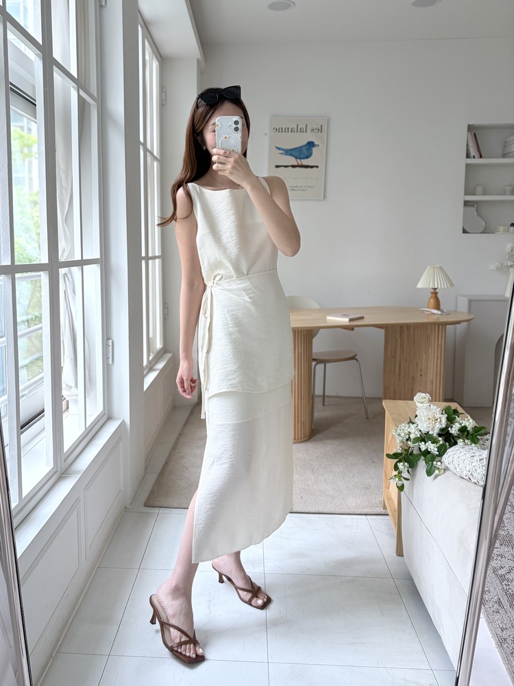 Boat Neck Layered Dress (Ivory)
