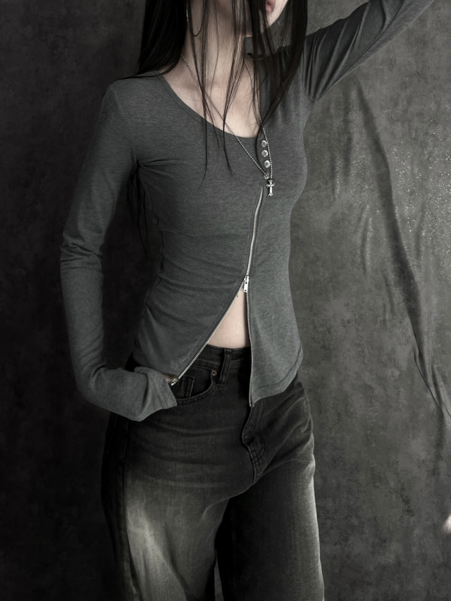 Asymmetric Zip Fitted Top