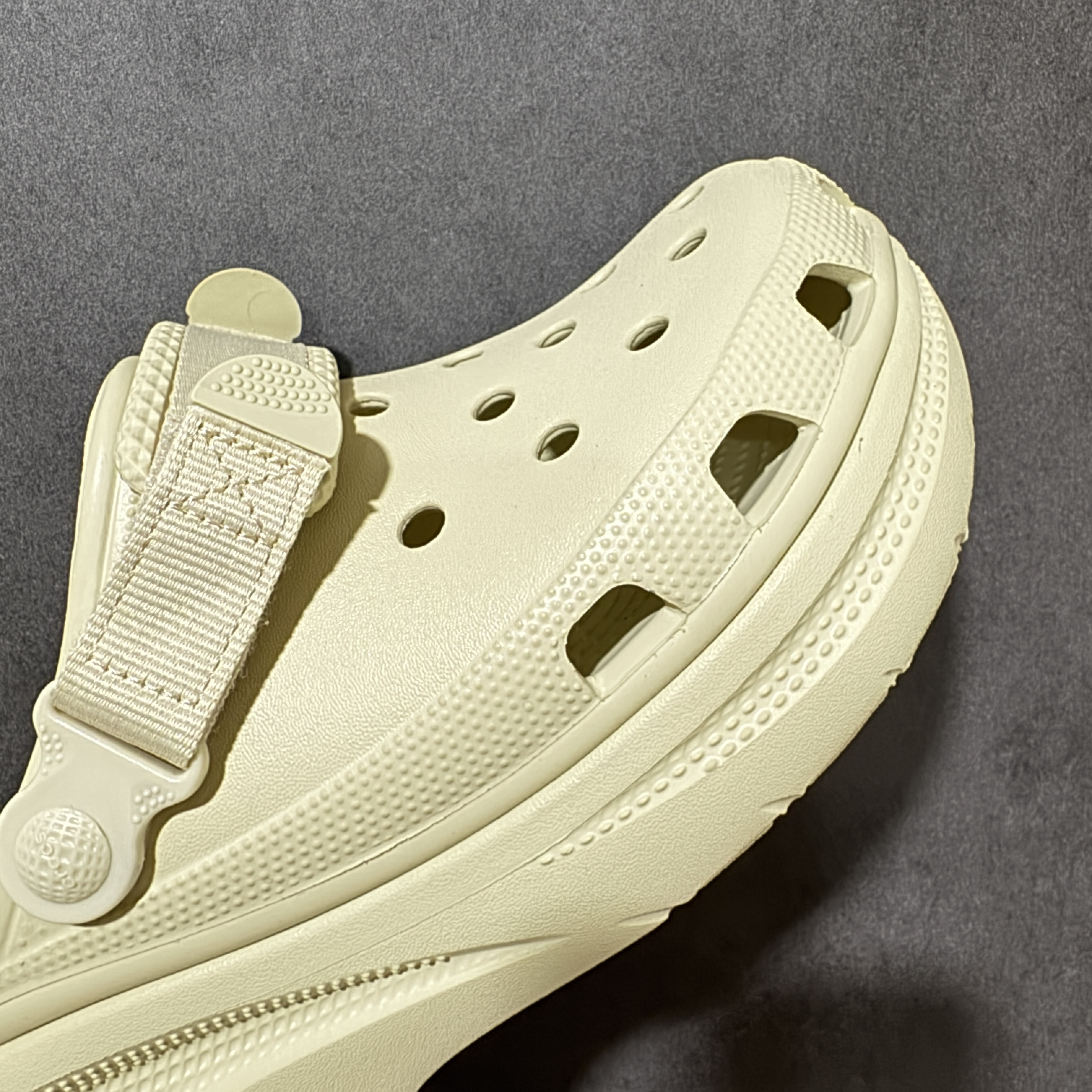 Crocs Classic Crush Clog