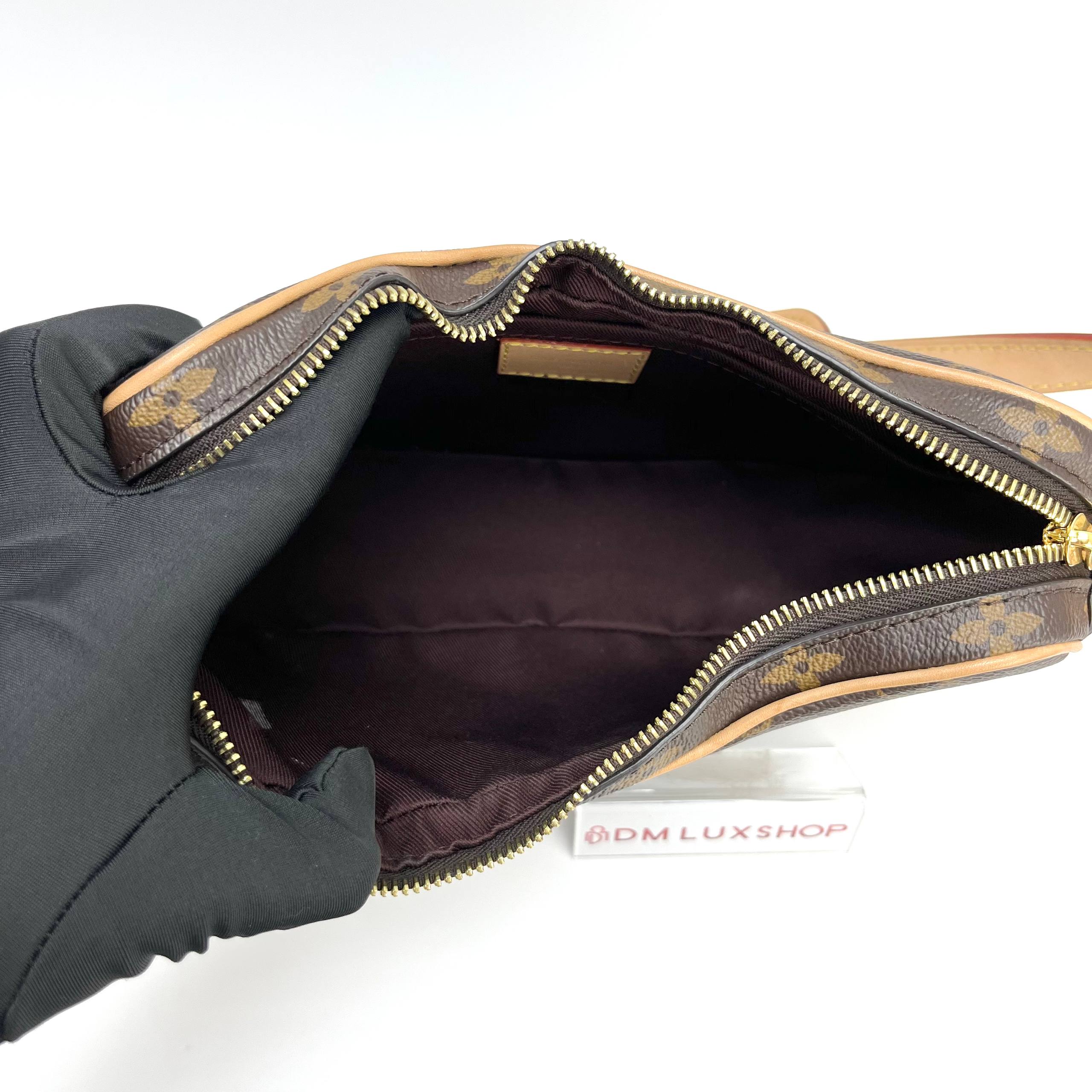 LV Monogram Croissant PM GHW