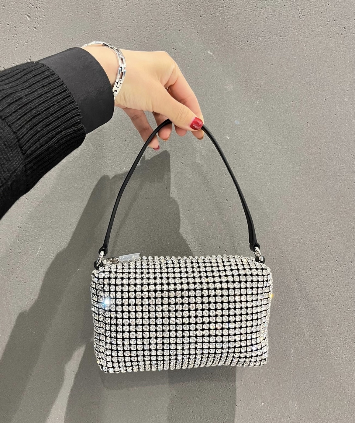 訂貨 ✨ Alexander Wang 經典款 水鑽手挽袋 超Blink Blink Size 17x10cm