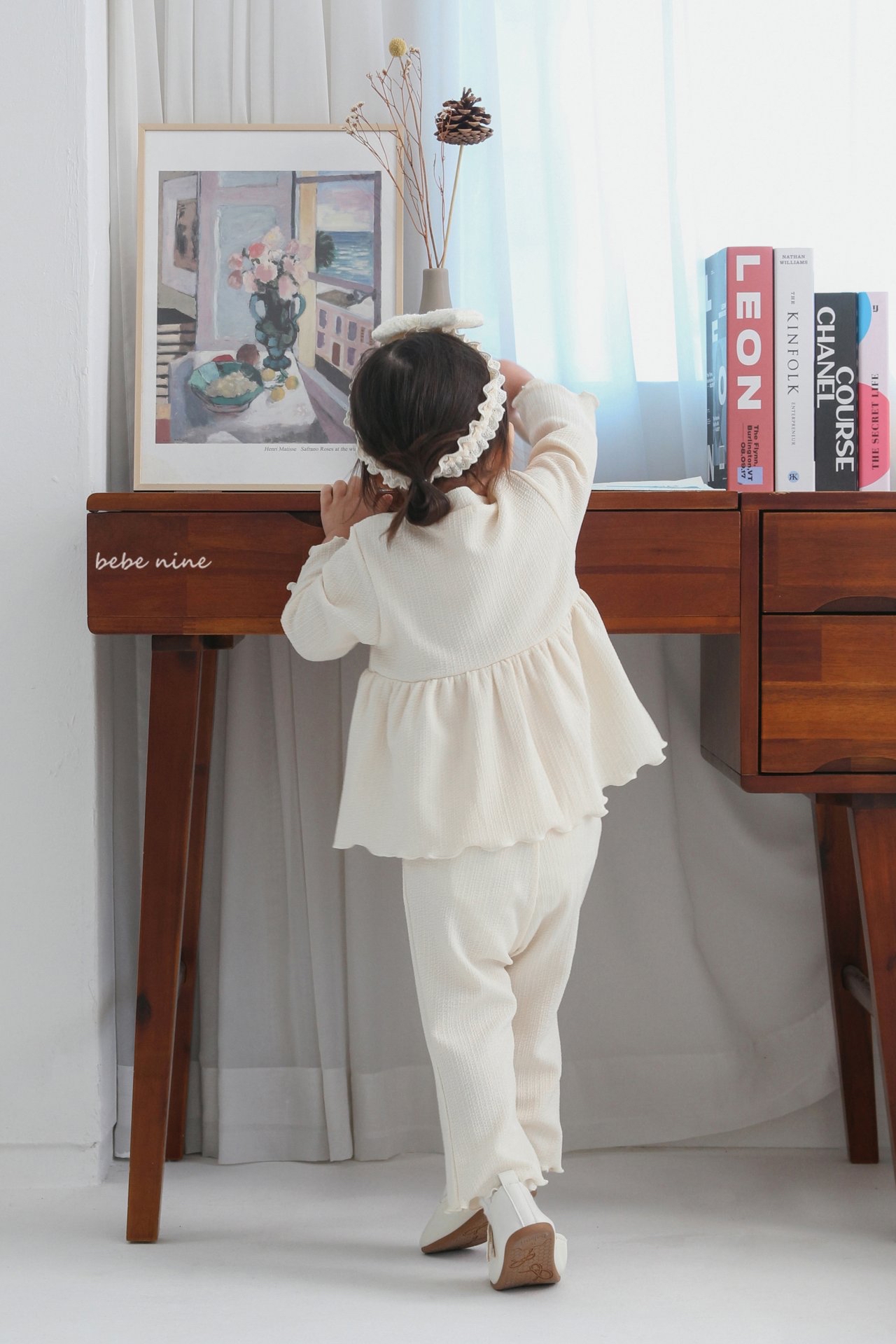 🌸預訂 韓國直送🌸🇰🇷Bebenine兩色絲帶鈕扣花邊長袖上下套裝