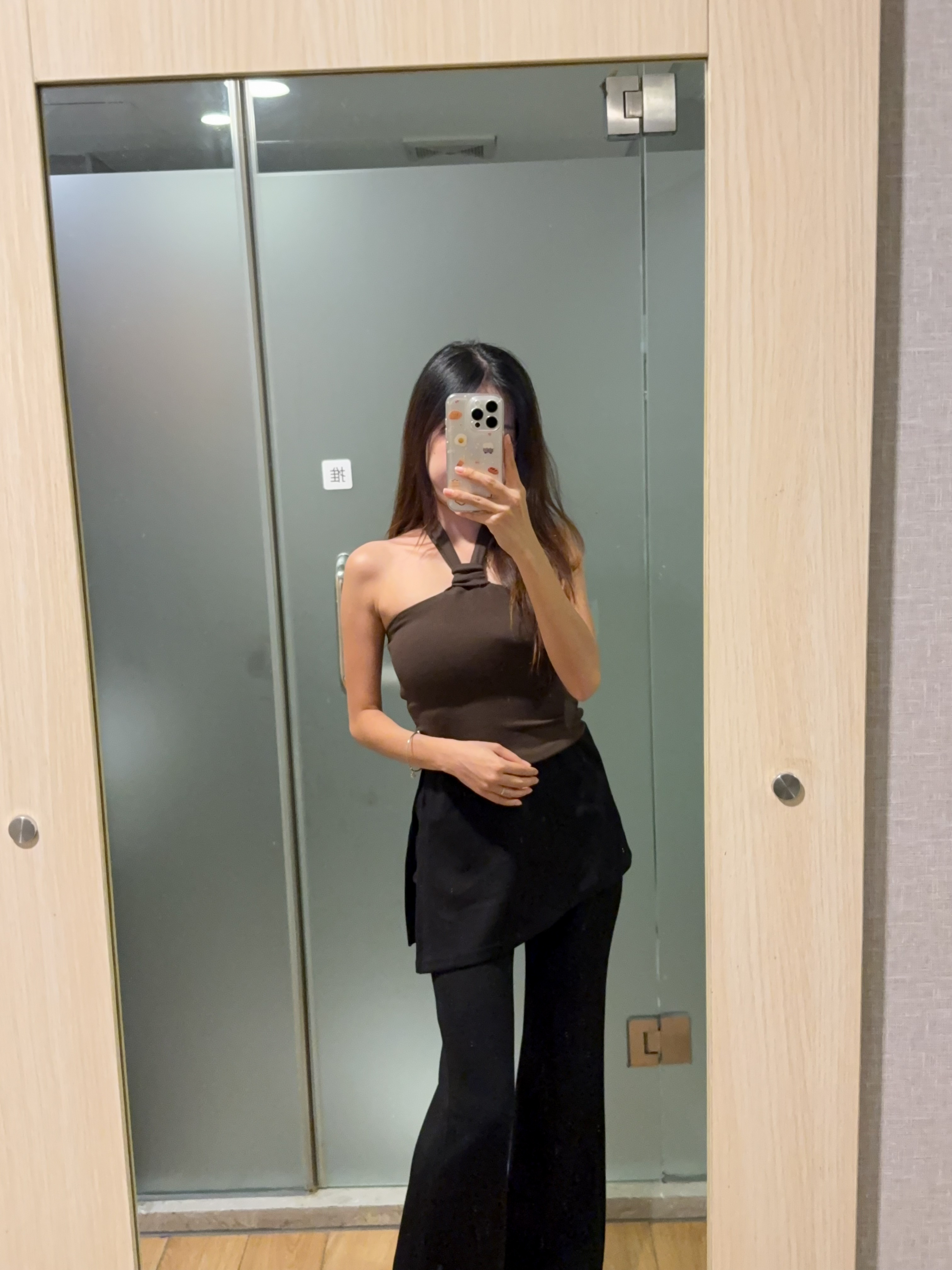 纯欲风挂脖修身背心上衣R2998