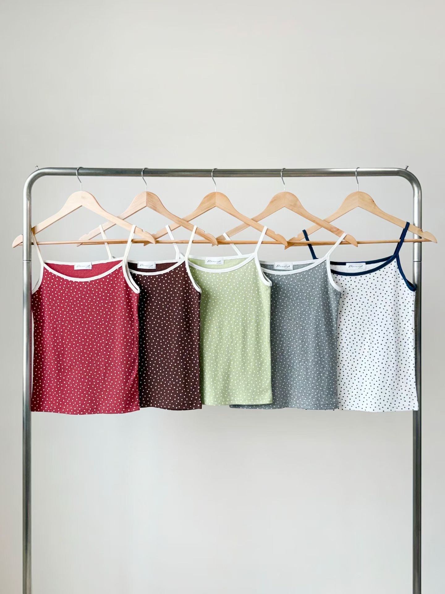 vintage kitsh tank top