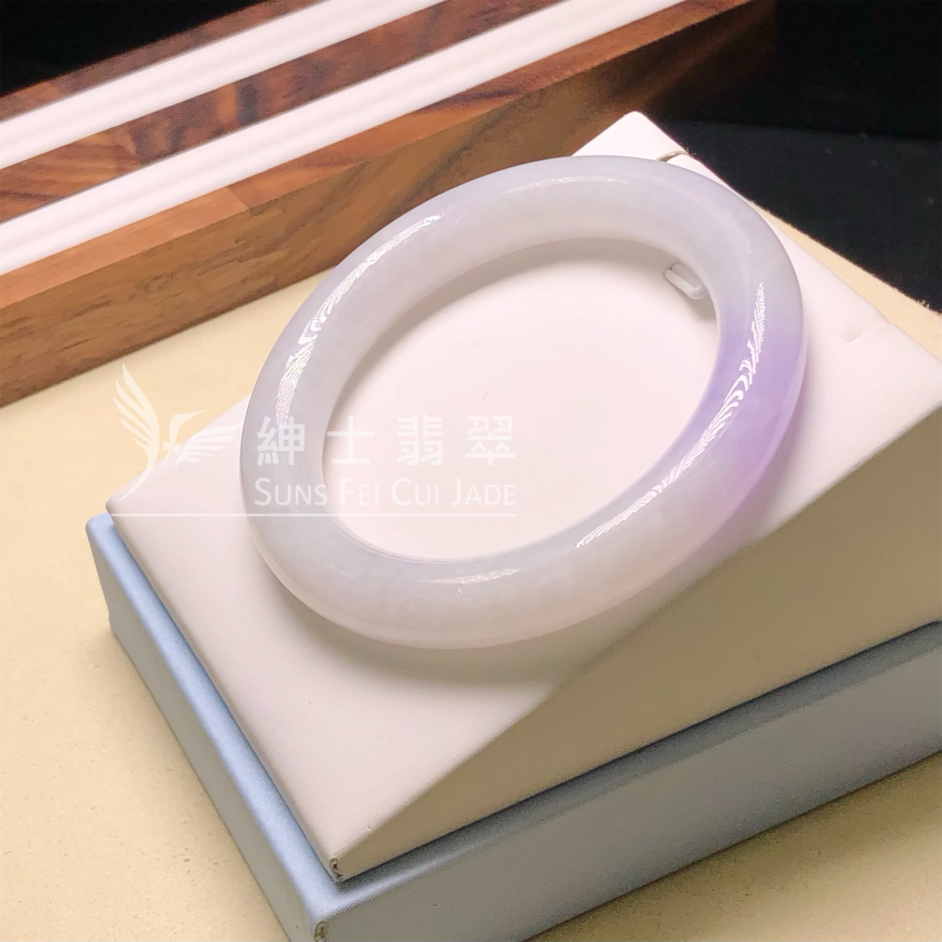 C05366 冰藍紫圓鐲52.5mm