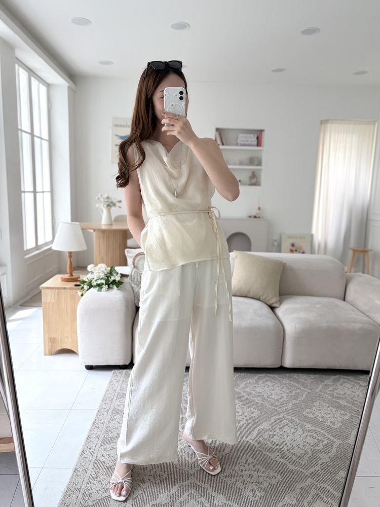 Draped Airy Blouse (Cream)