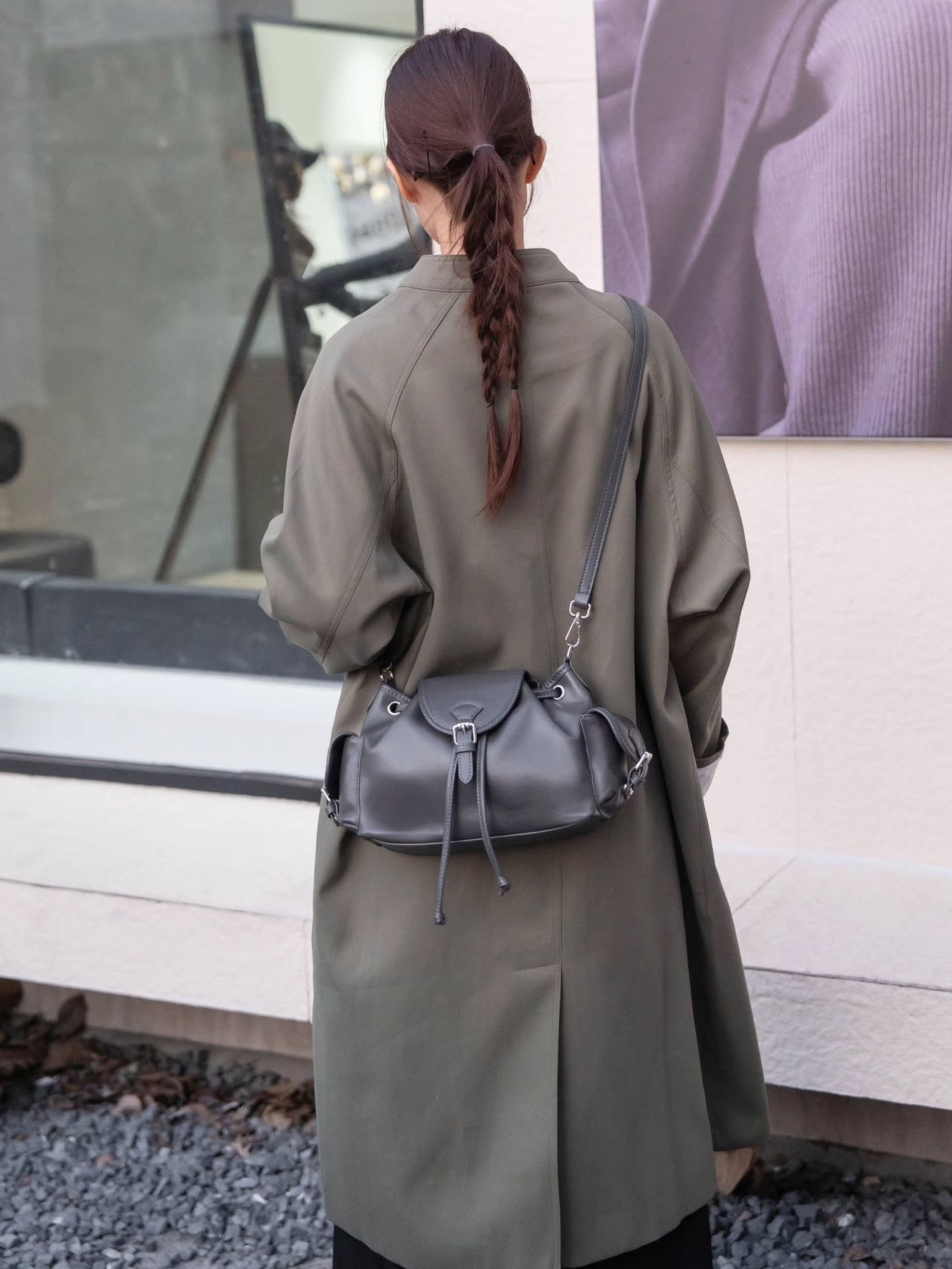 99-65# 超级好看的机车水桶包头层牛皮自然摔🇨🇳