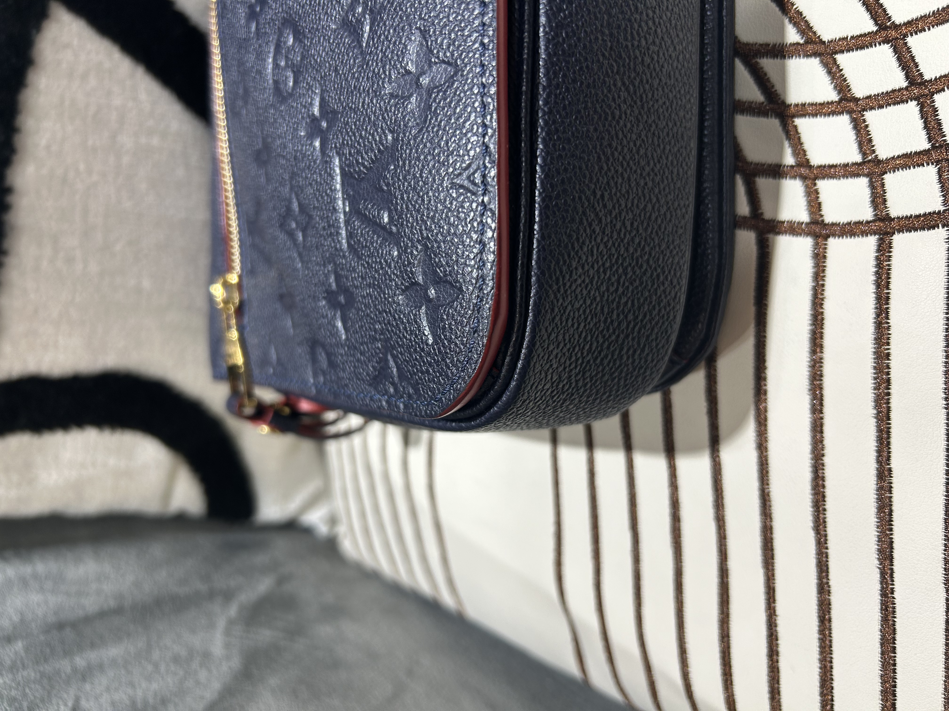 Louis Vuitton LV Metis Calfskin Monogram Empreinte Pochette Metis 2way bag M44071 100%Authentic, 98%New ✅Dust bag
