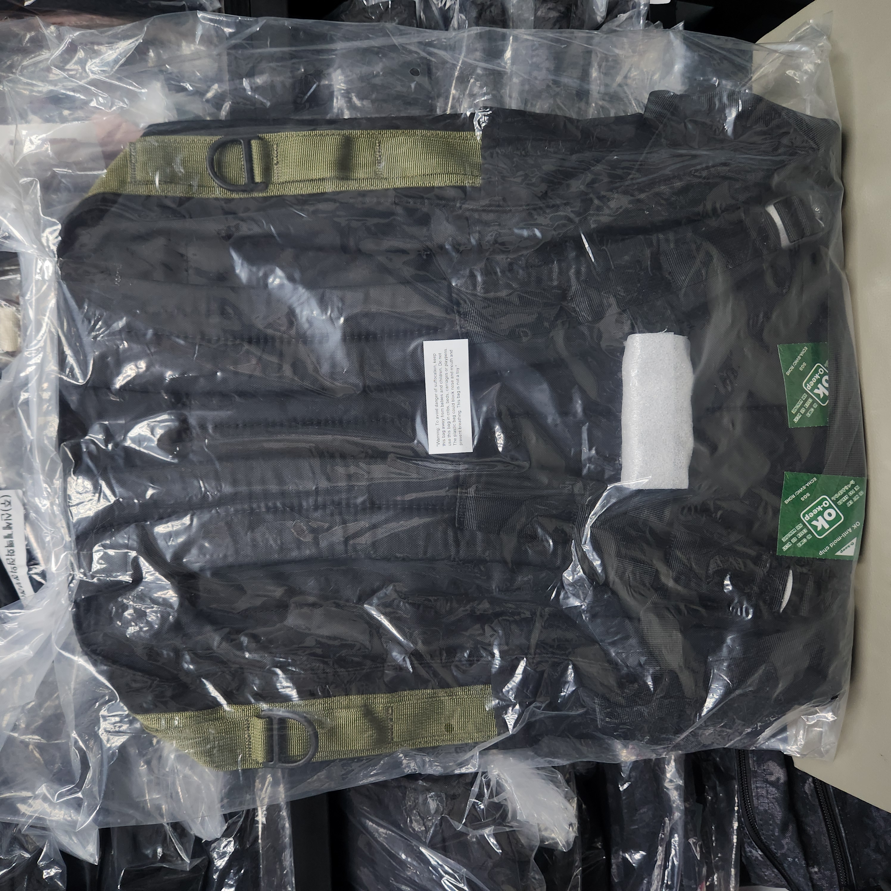 【售罄】GREGORY CAMPUS DAY L BLACK OLIVE 30L【現貨36小時內寄出】