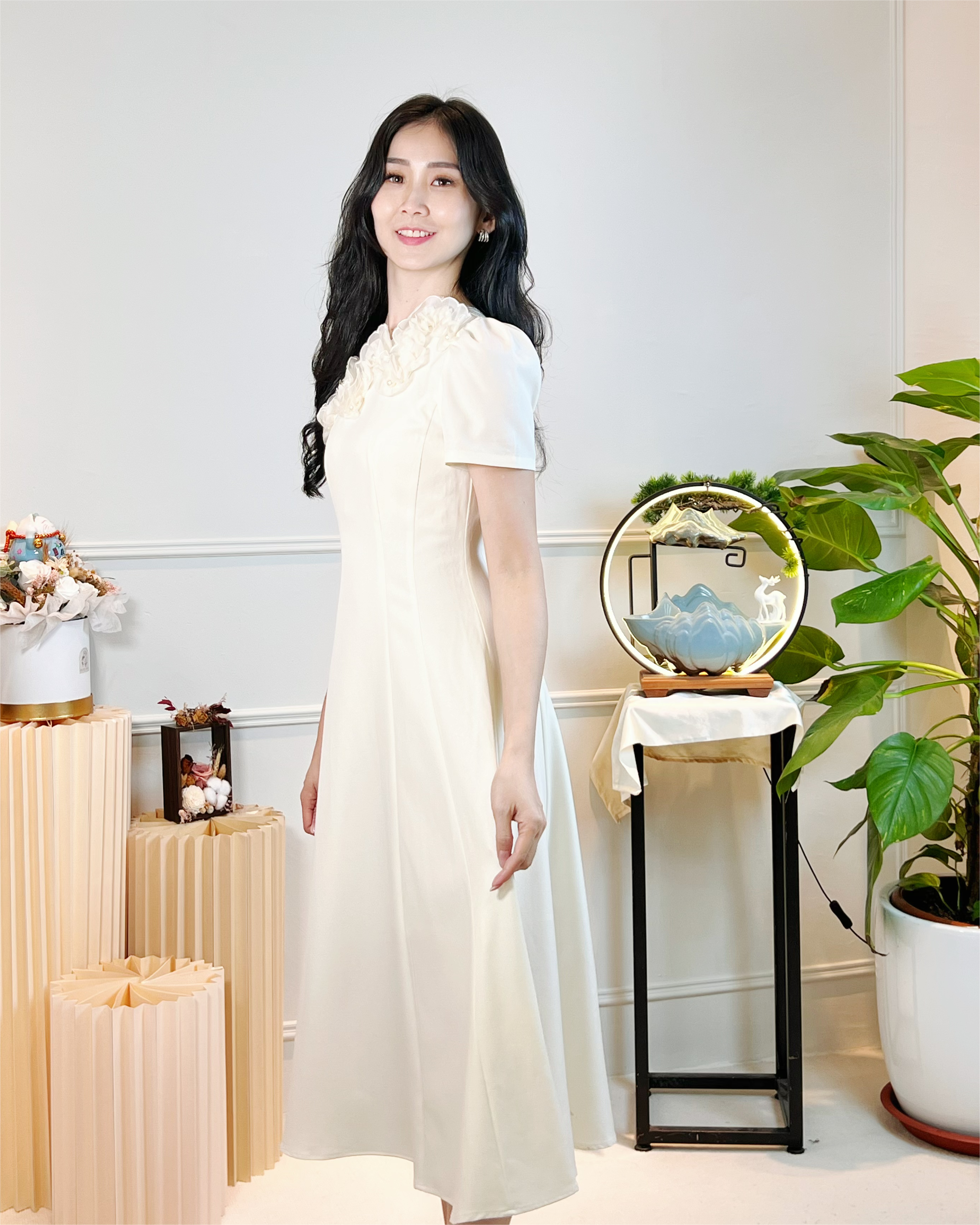 5093 3D Floral Chiffon Appliqué Midi Dress