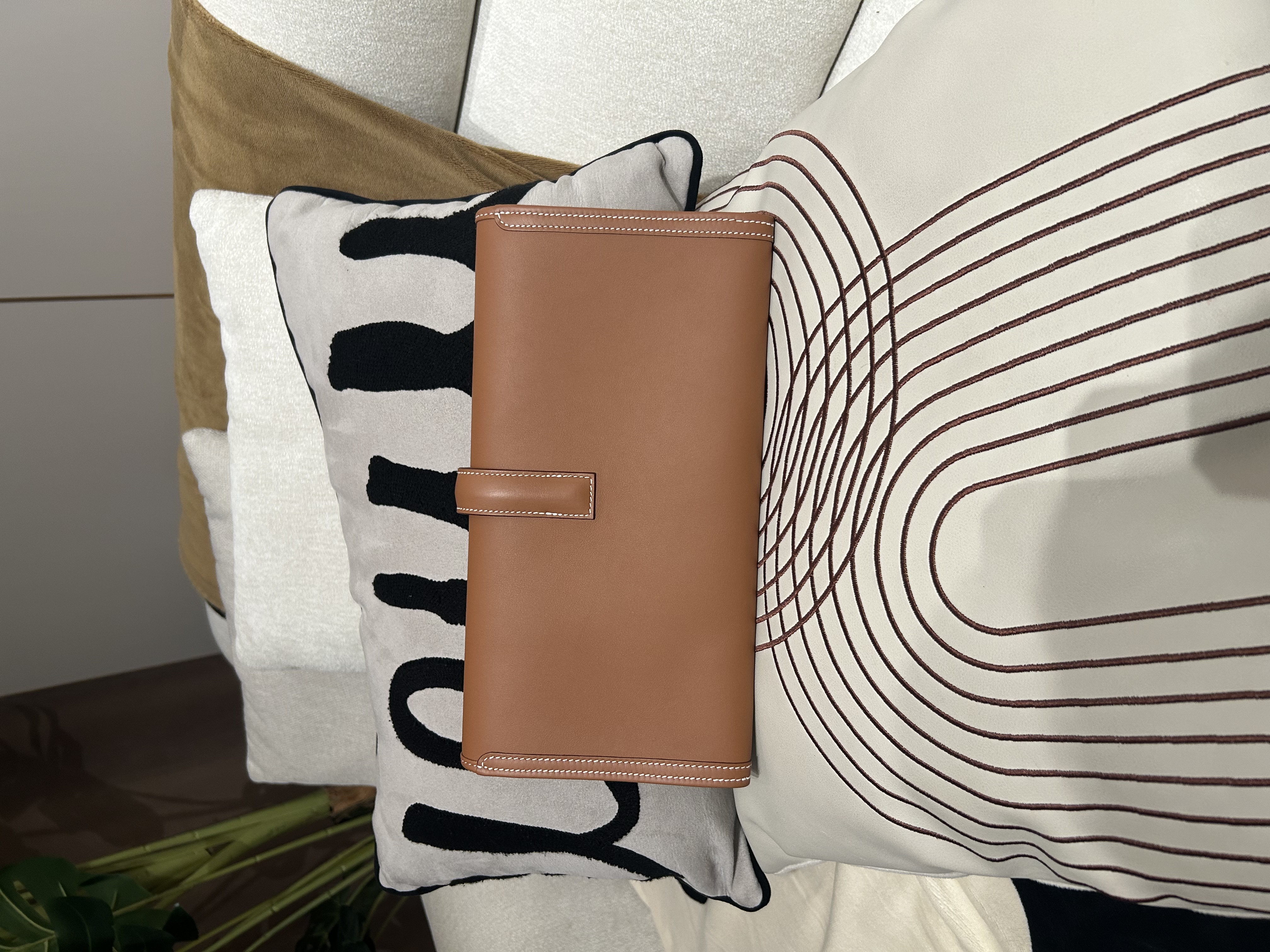 HERMES Jige Elan 29 Stamp U Clutch gold Calfskin 100%Authentic, 99%new ✅box