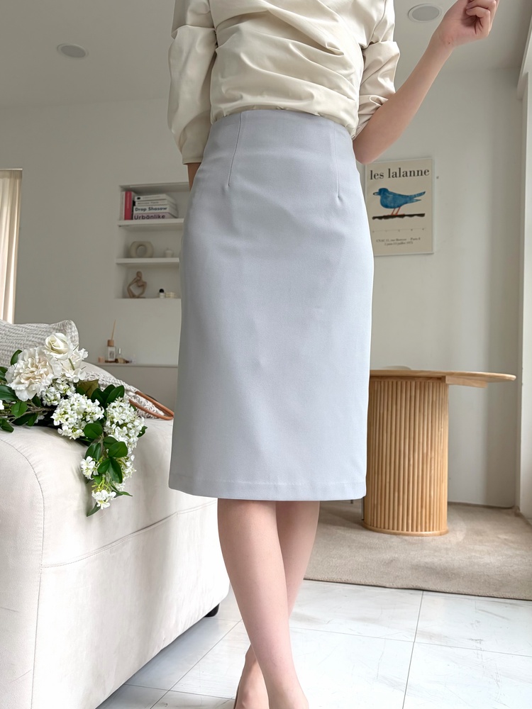 Leonie Tailored Midi Skirt (Misty Blue)
