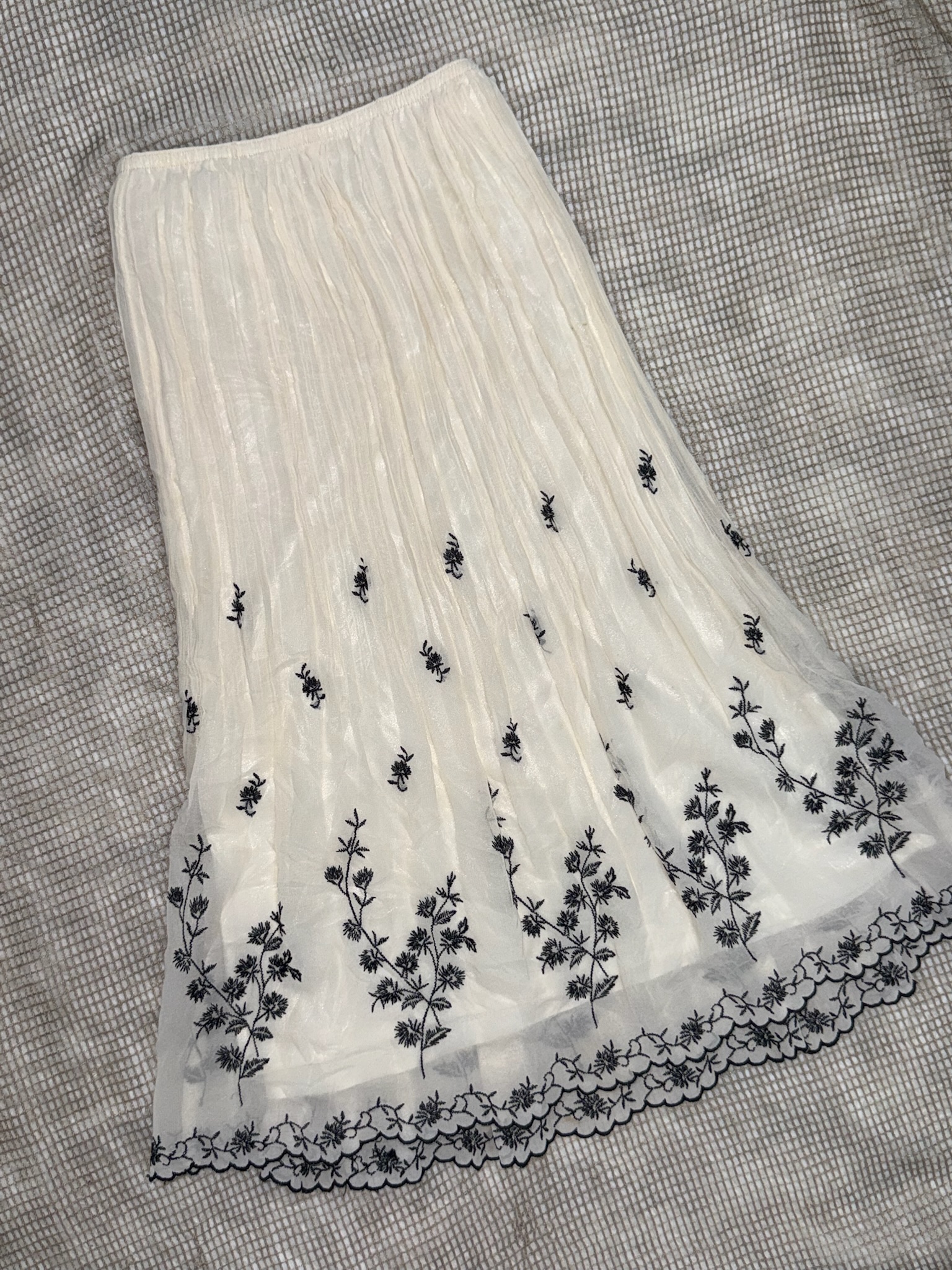 Cream Chiffon Botanical Sprig Plisse Maxi Long Skirt