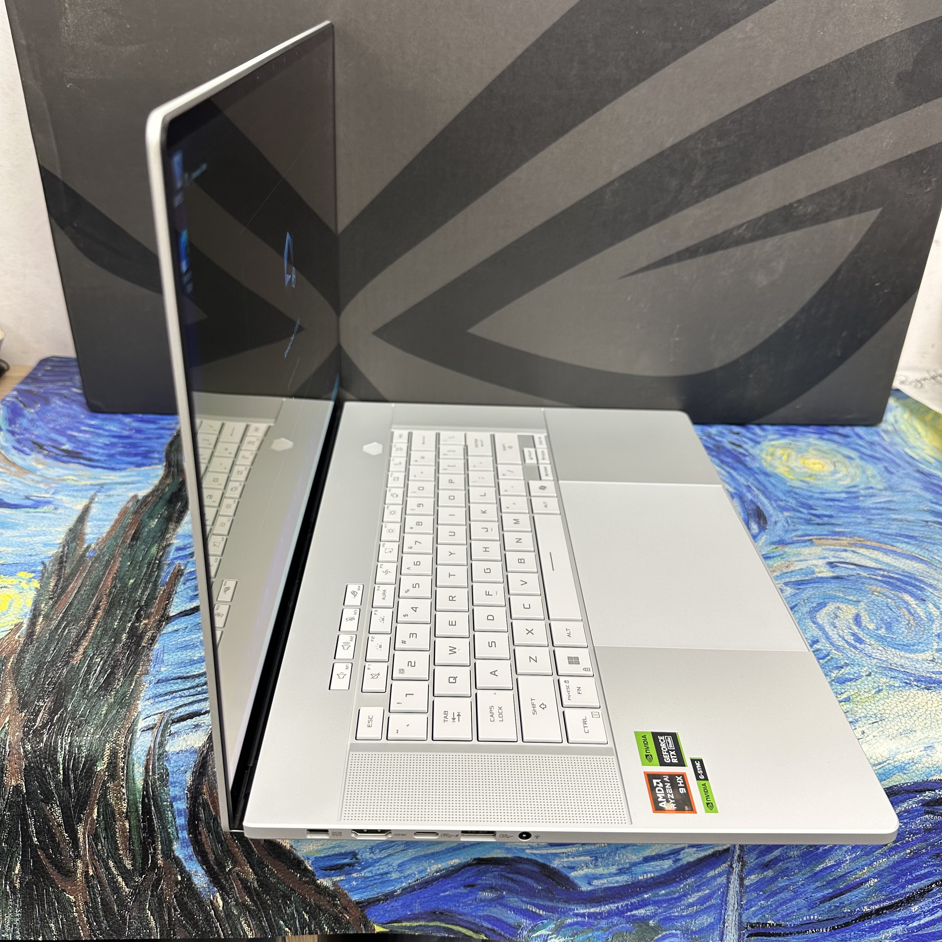 #6028 ASUS  ROG Zephyrus G16 AMD Ryzen AI 9 HX 370w /32GB Ram/1TB SSD /16寸AMOLED 2.5K Mon/240Hz高刷/Ai / Gaming Laptop / Notebook / Laptop / PC / Gaming / Movie / Netflix  / 獨立顯示卡 /  Work / Office