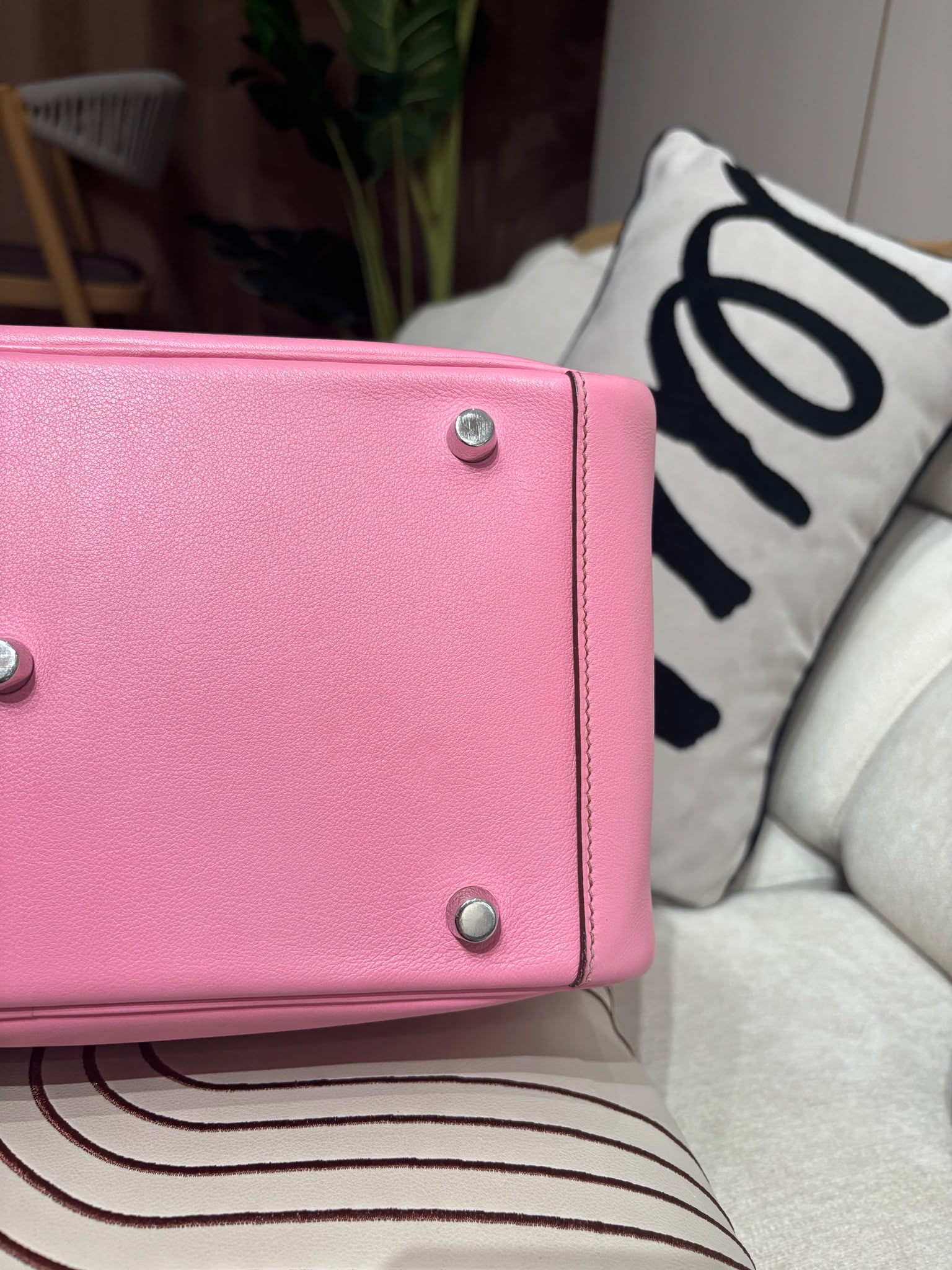 Hermes Lindy 30 STAMP [N] 100%Authentic, 95%new✅Dust bag