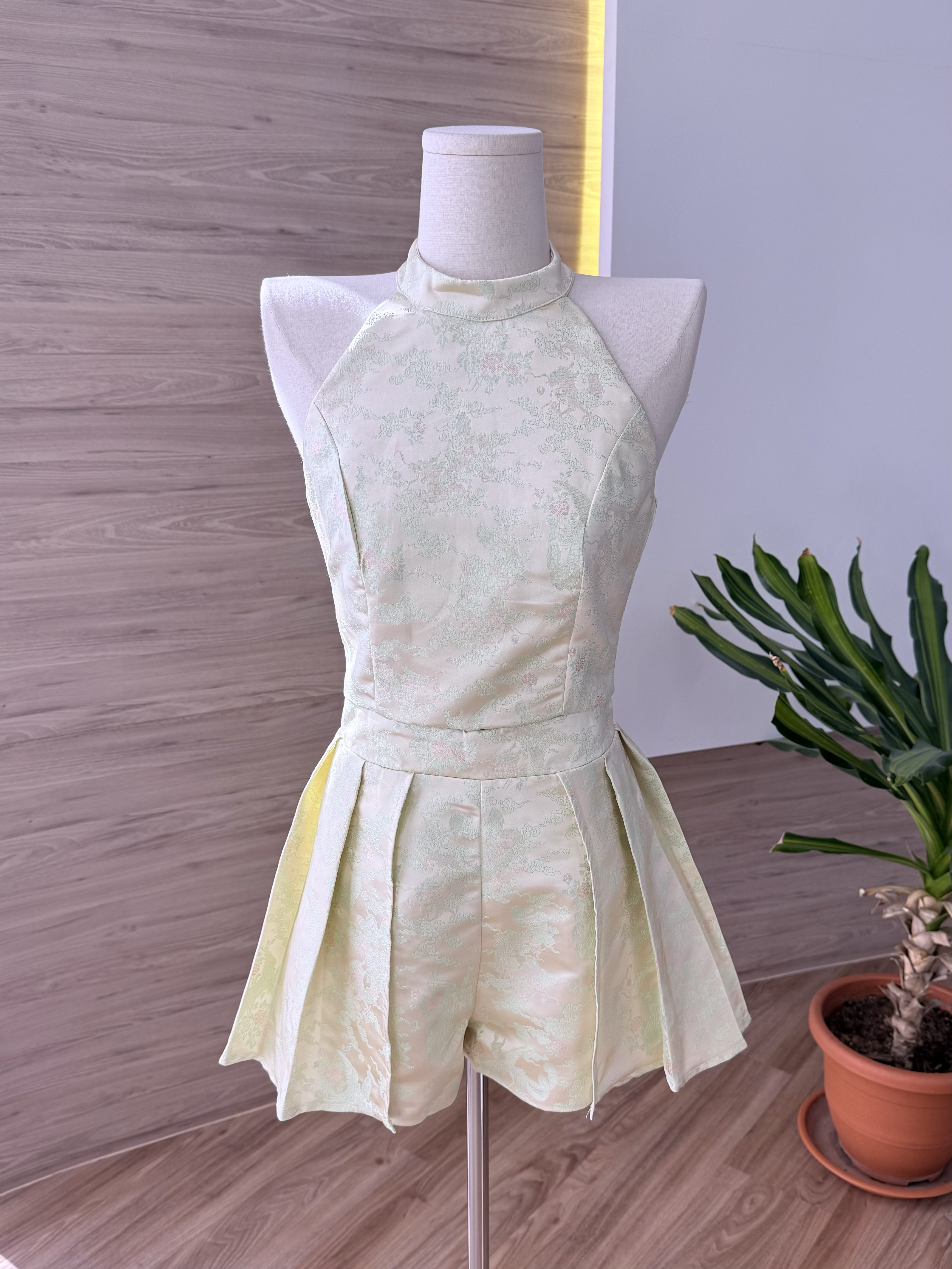 Rosalie Oriental Set Wear