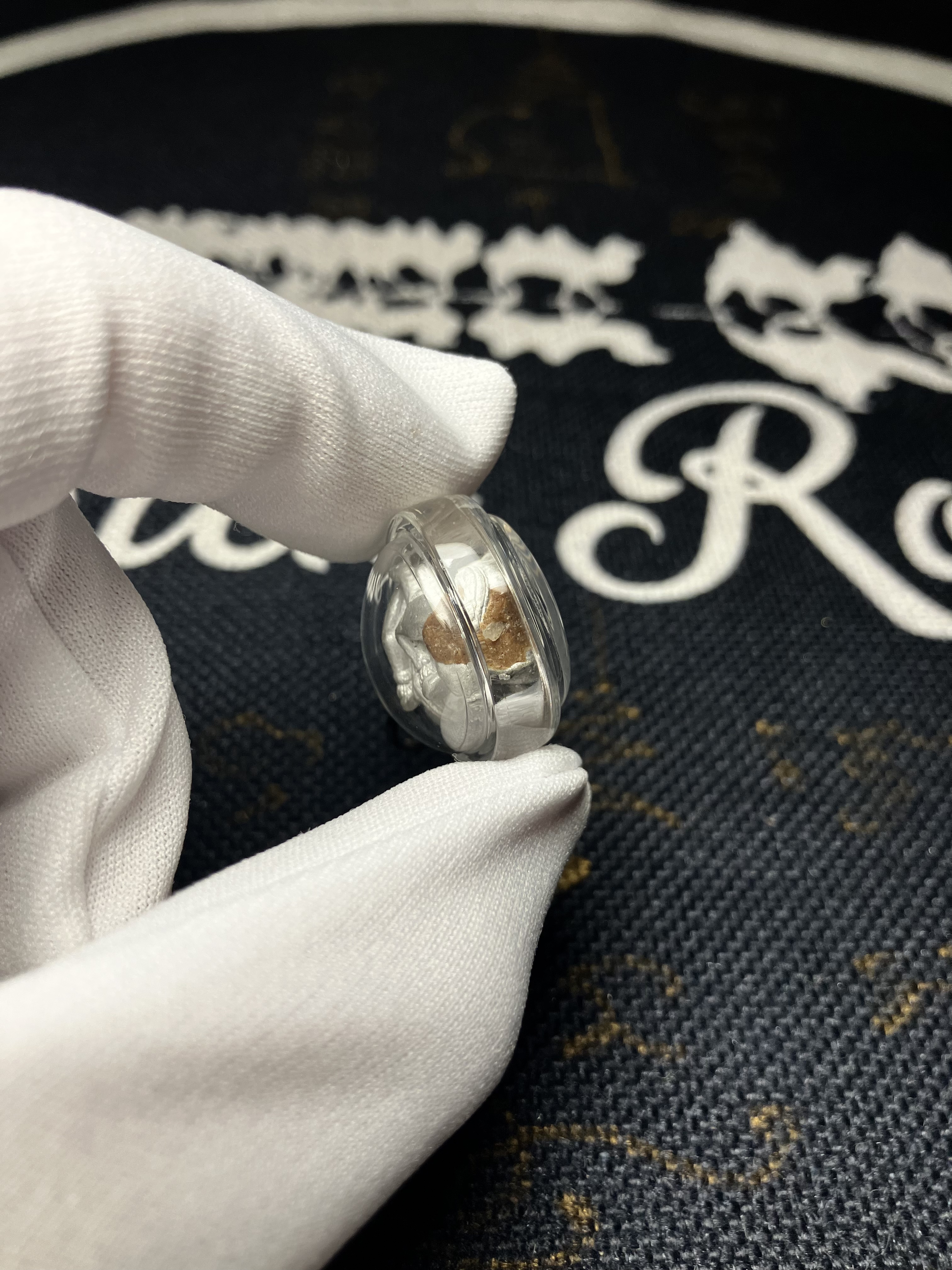 古巴不丹／砵打  佛曆2554  馬食能符珠｜附光學級高透防水殼