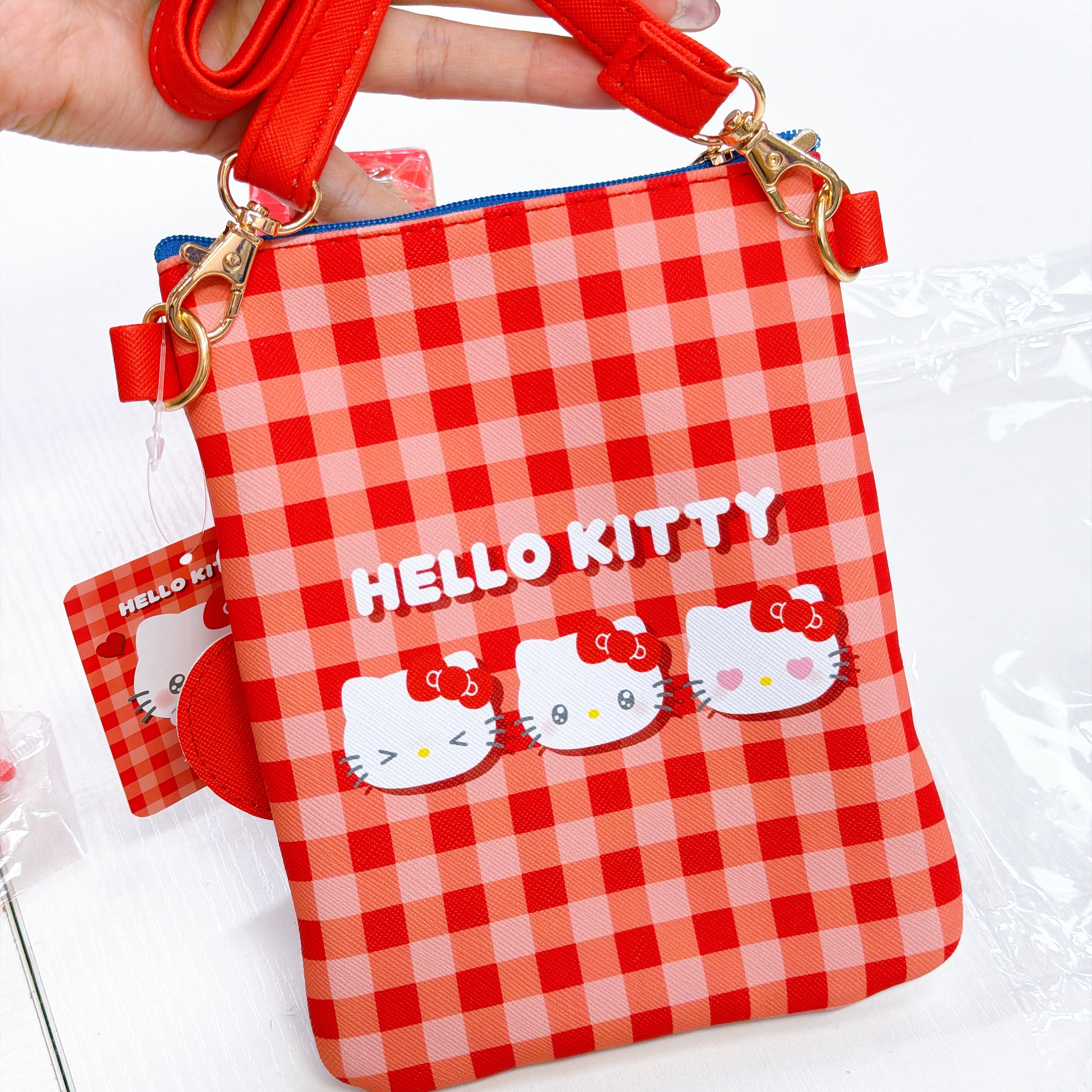 日本直送Hello Kitty新款心心眼系列