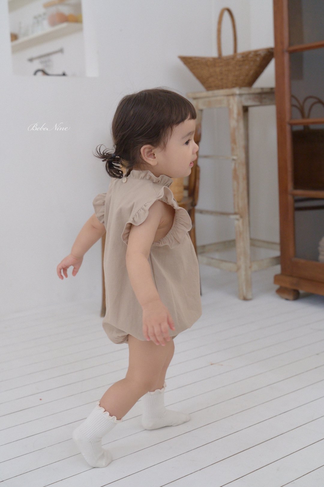 ☀️預訂 韓國直送☀️🇰🇷Bebenine三色摺皺荷葉邊背心包屁衣