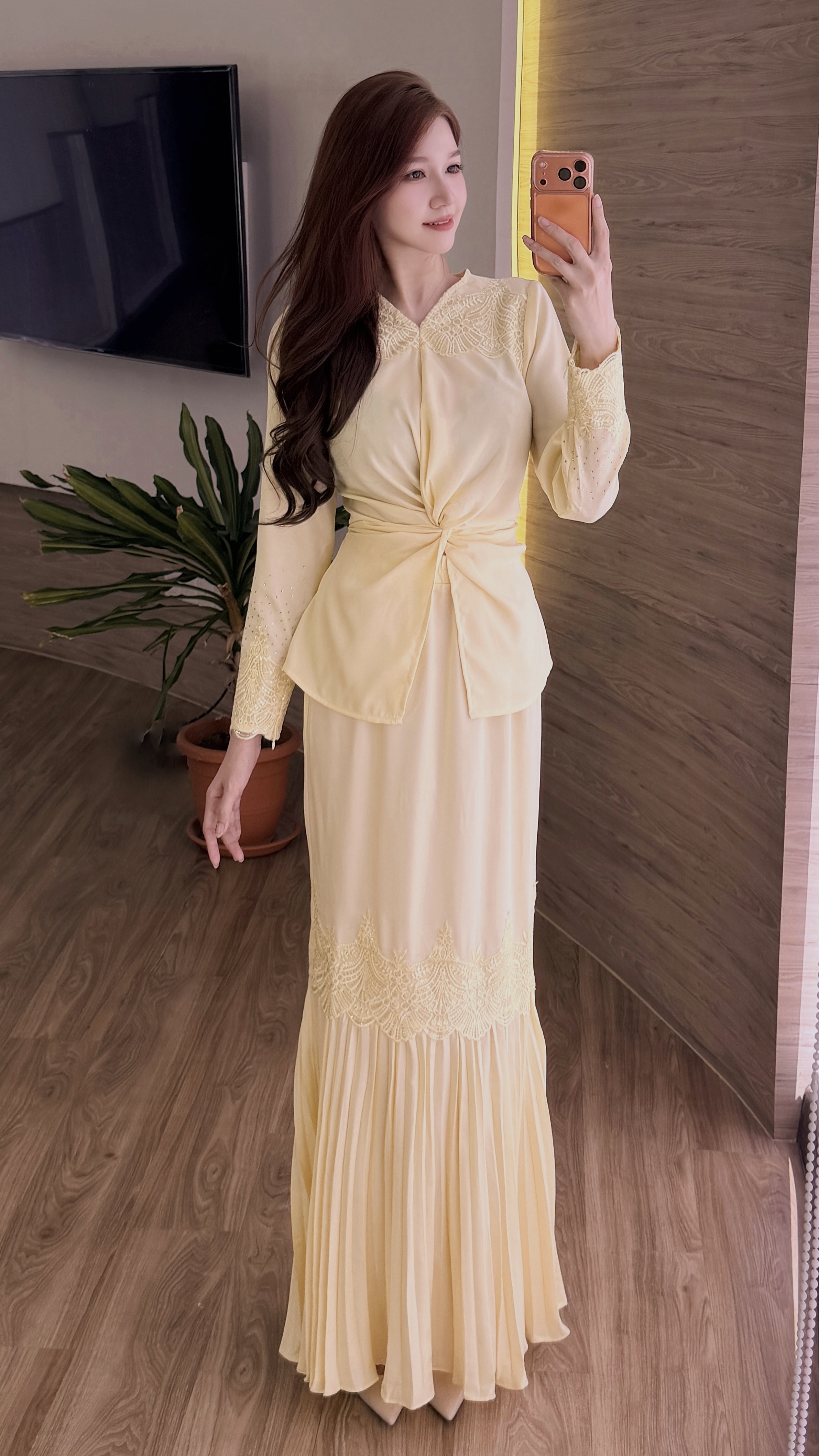 Amara Twist Kurung Set Wear