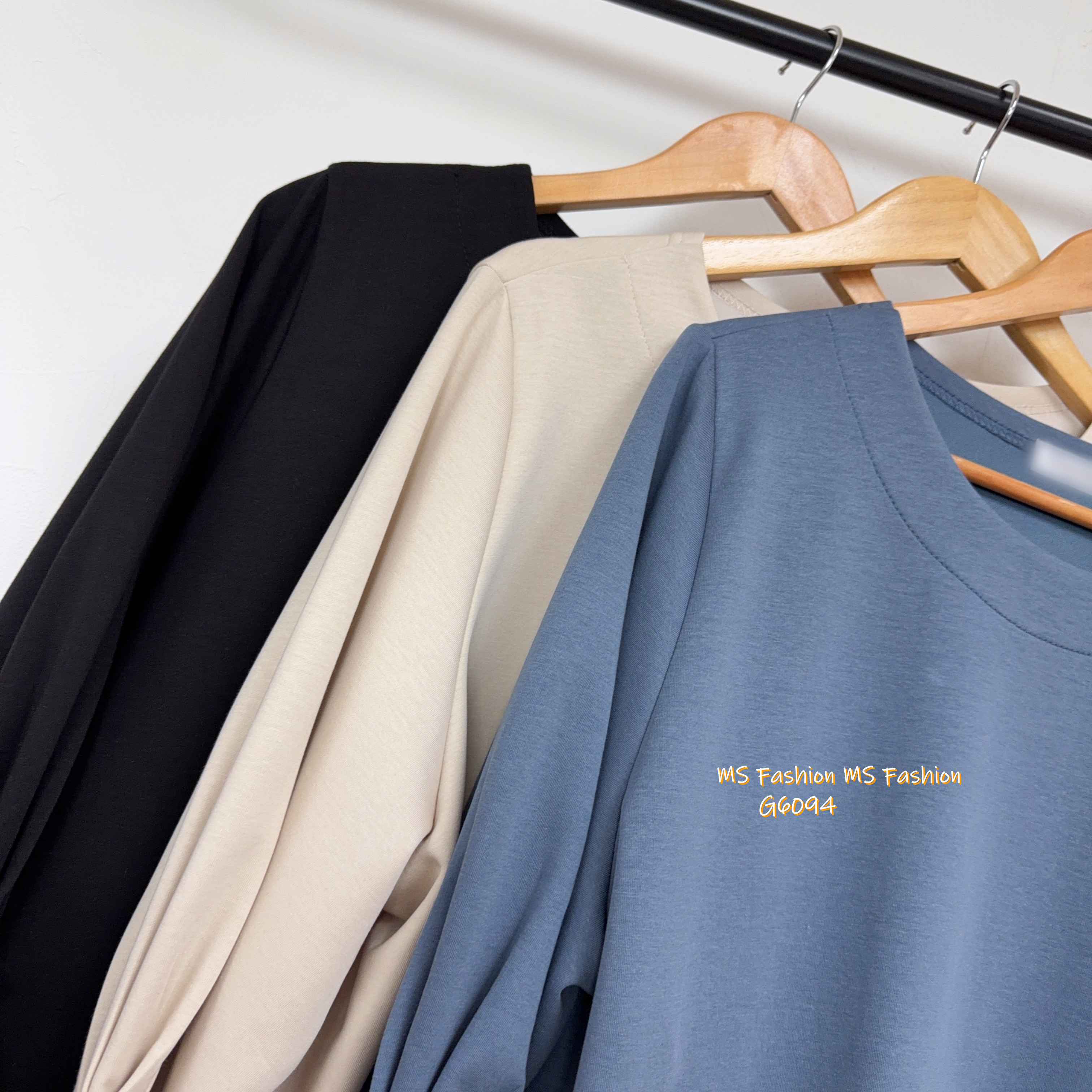 G6094 韓國🇰🇷百摺珠袖淨色top