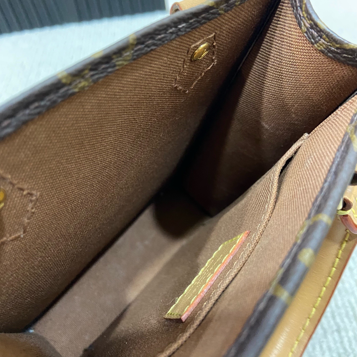 【預訂貨品】Lv老花琴譜mini tote 💳芯片款 