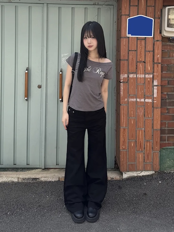 Script Wide Neck Graphic Tee