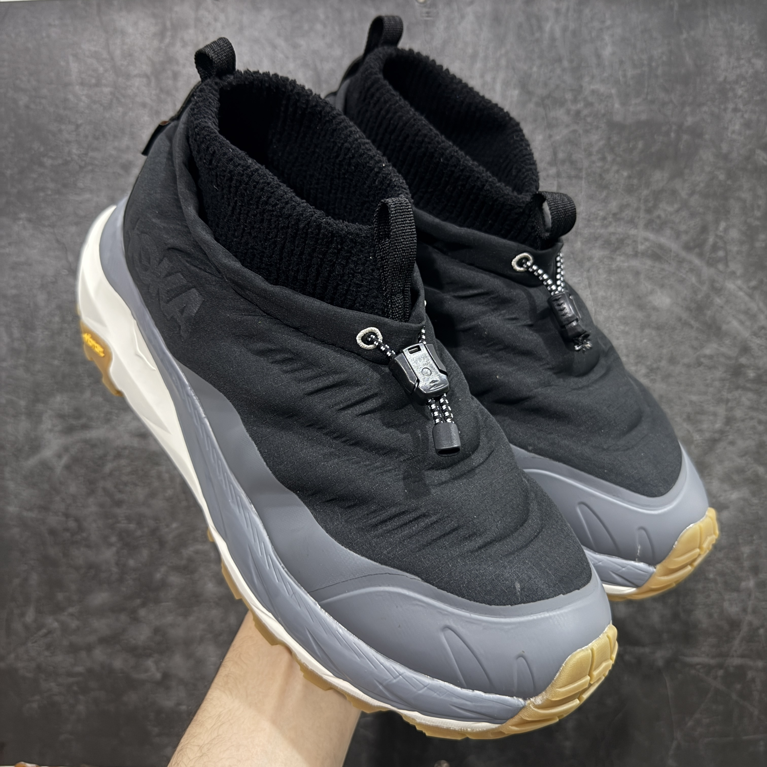 Hoka Kaha 2 Frost Moc GTX