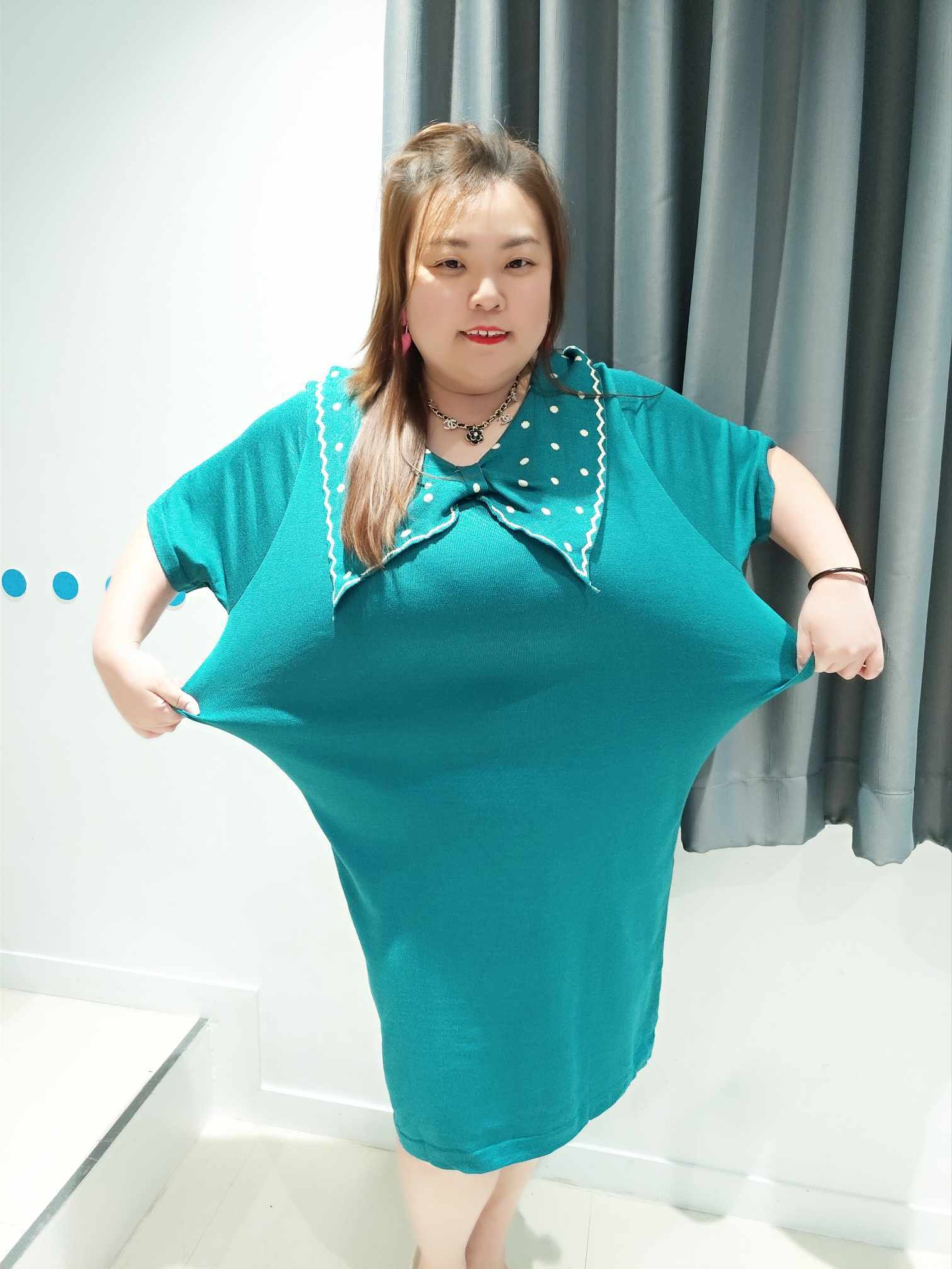 DSD03 波点大蝴蝶结针织连身裙