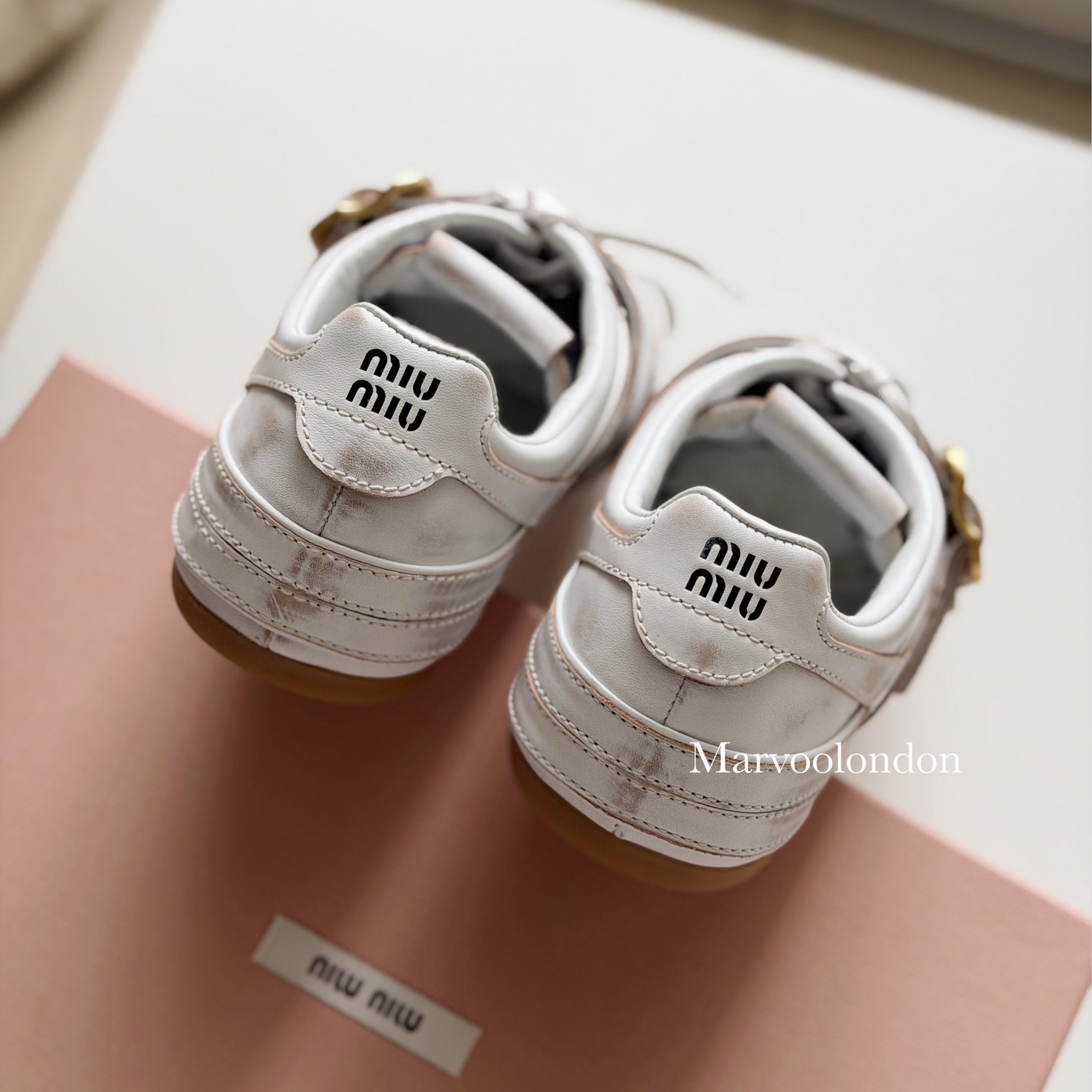 限時優惠✨訂貨📮MIUMIU Gymnasium造舊sneaker  Size 36-39/40