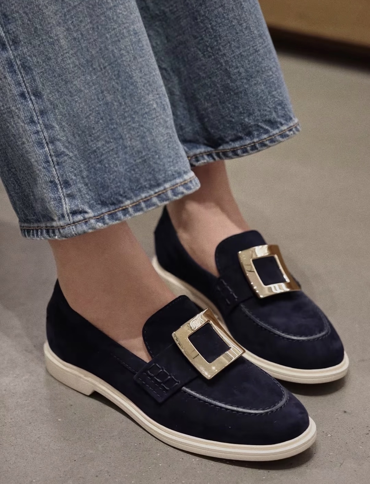 斷碼優惠✨訂貨🍒RV 小方扣navy suede loafer  Size 36/36.5/37/39.5