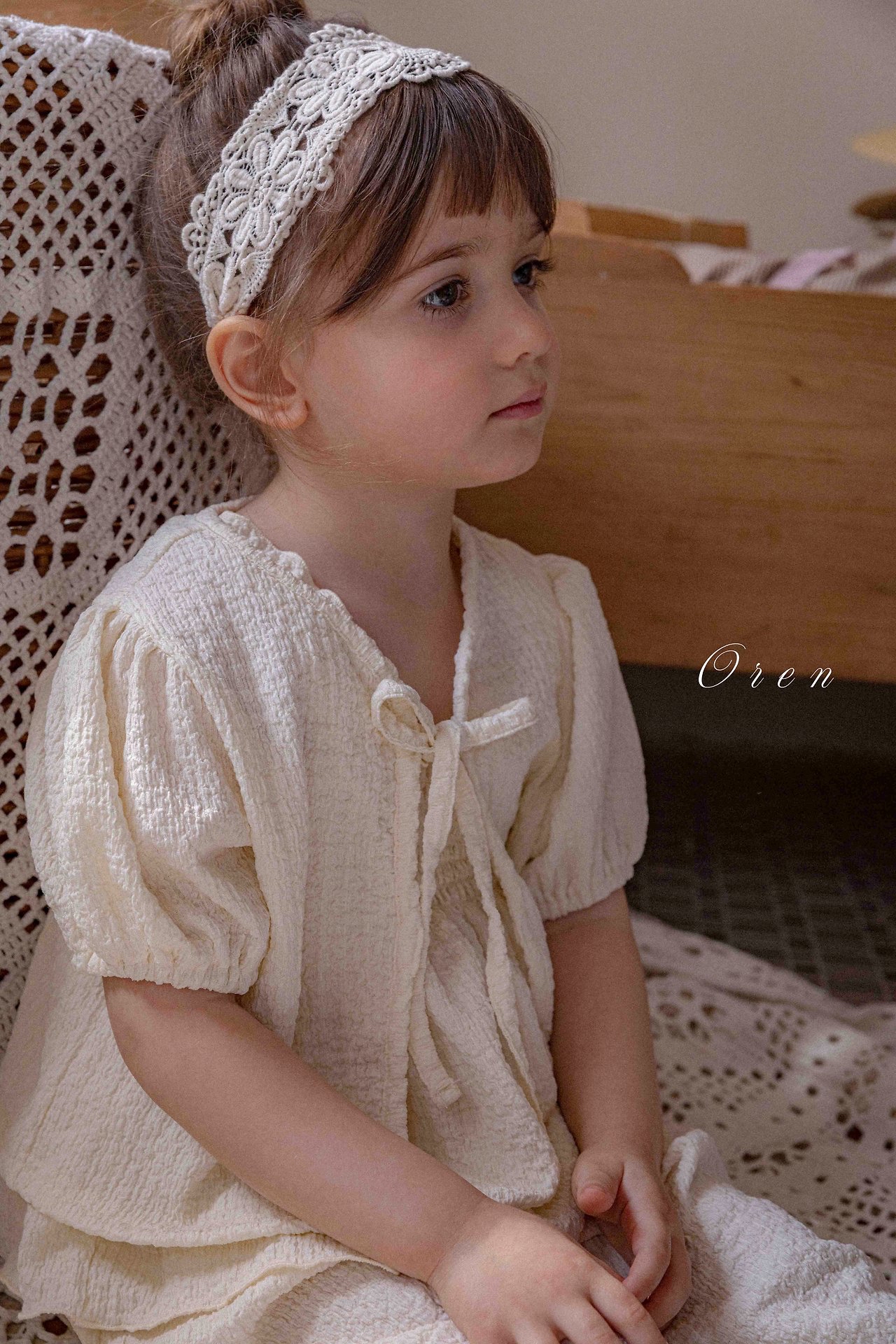 ☀️預訂 韓國直送☀️🇰🇷Oren Vienna兩色荷葉邊吊帶背心外套長褲三件套裝