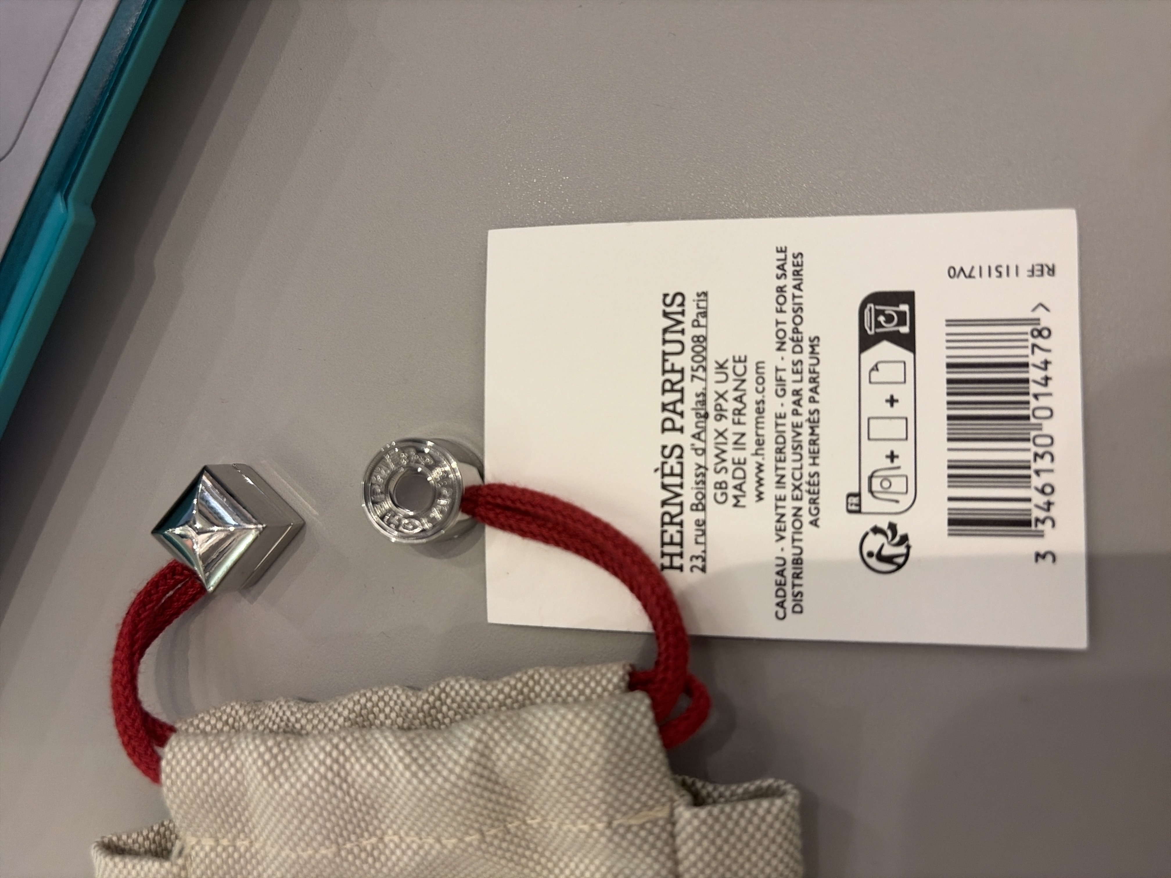 2026 Hermes barenia 香水迷你束繩袋（法國制）
