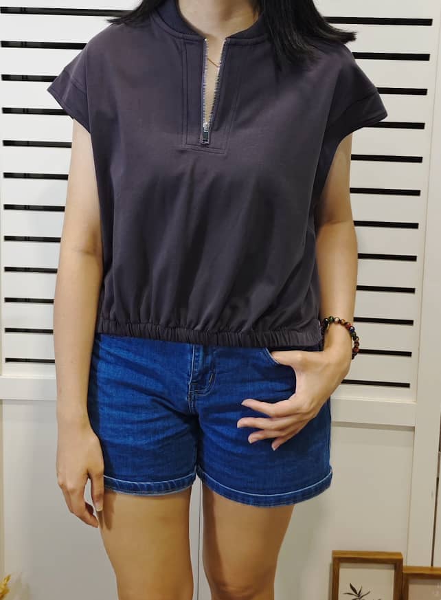 LY5061 Half Zipped S/L Collar Tee