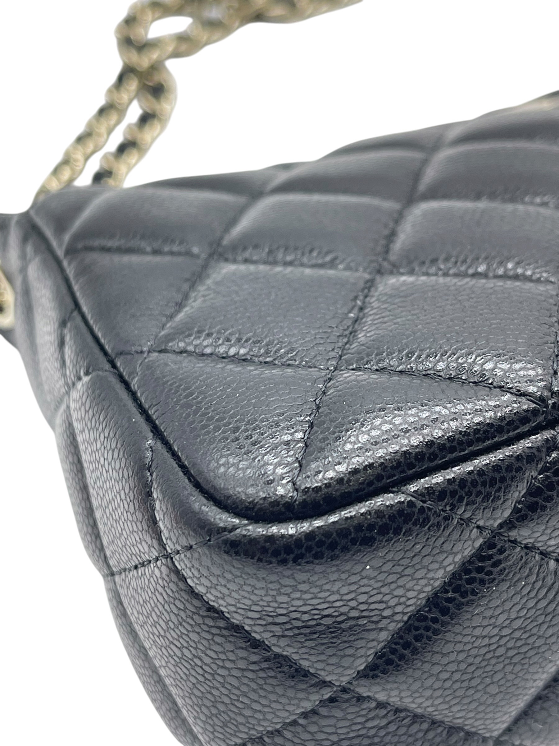 Pre-Owned CHANEL 25A Mahjong Bag / Product Code: 062302