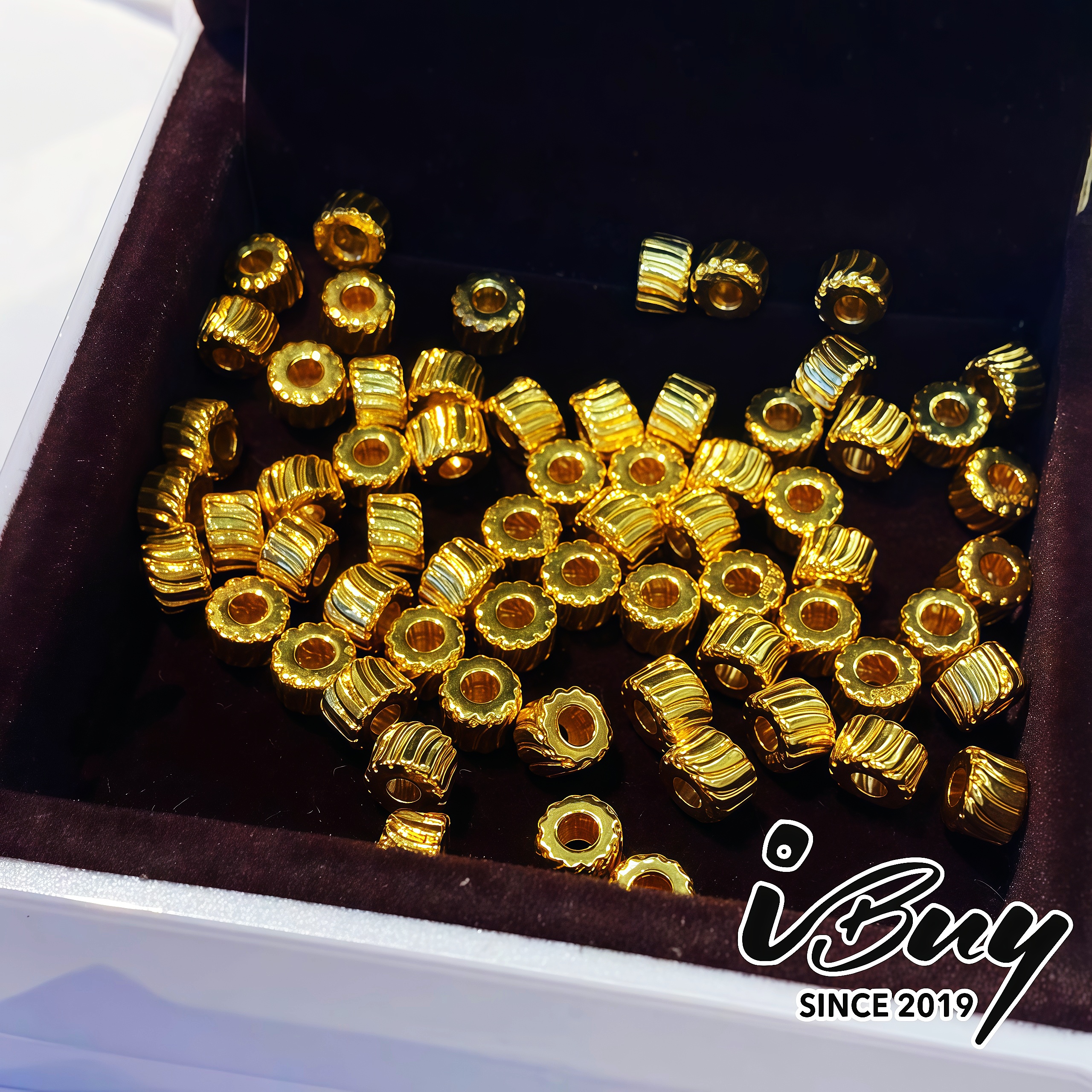999 GOLD VERTICAL STRIPE SPACER CHARM BEAD ( 2PCS ) 999 金 直纹隔离珠 ( 2PCS ）