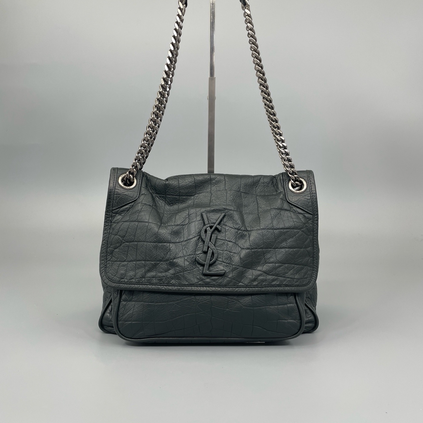 【預訂貨品】YSL 深綠色D扣Niki包 