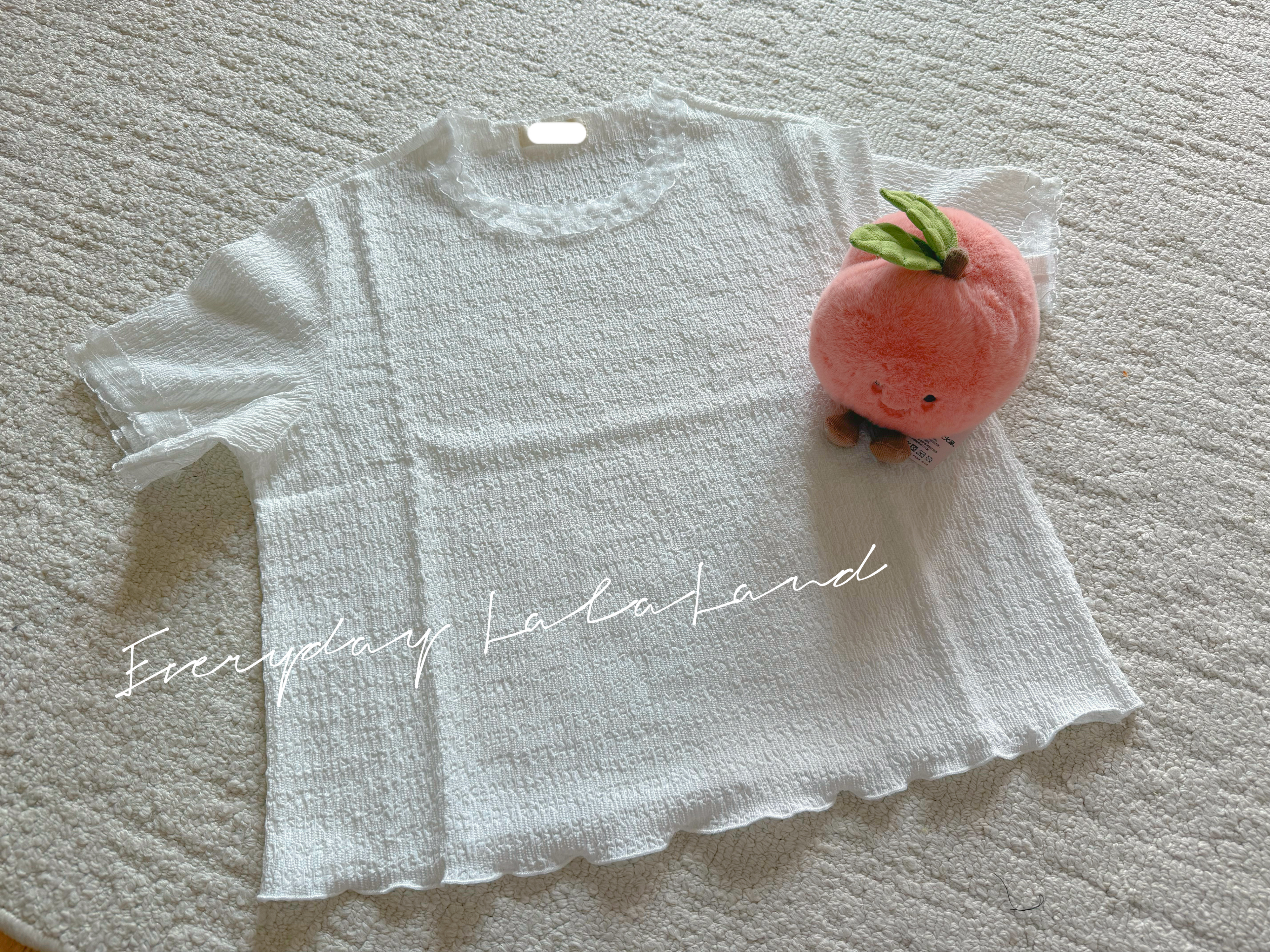 ❥ New arrival 。免燙lace領上衣 。