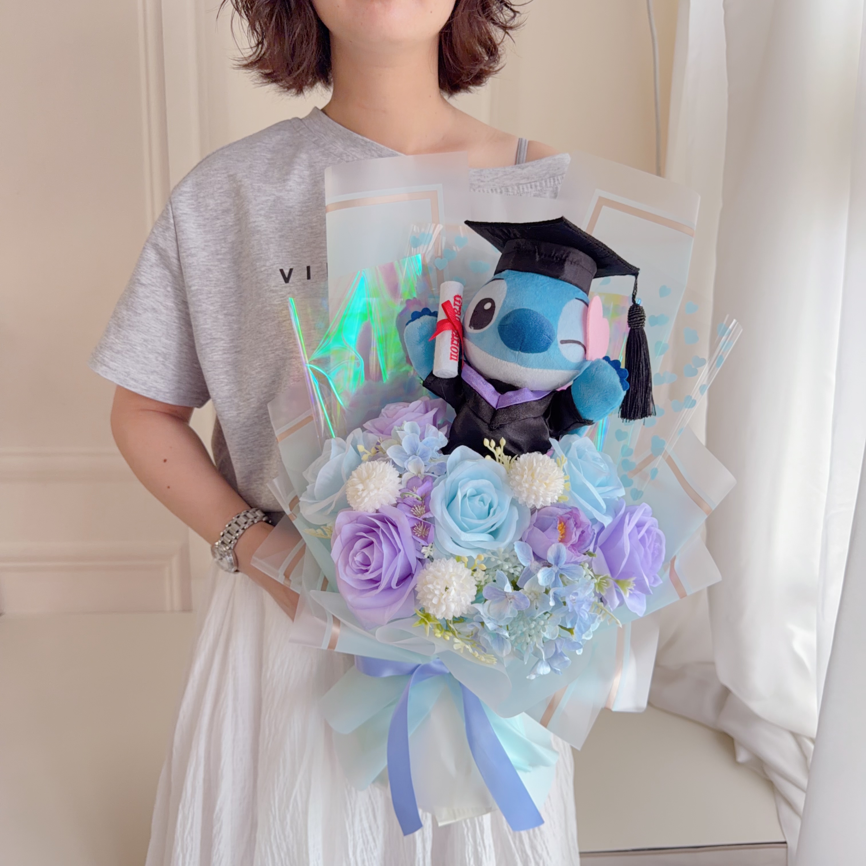 (現貨）史迪仔畢業公仔花