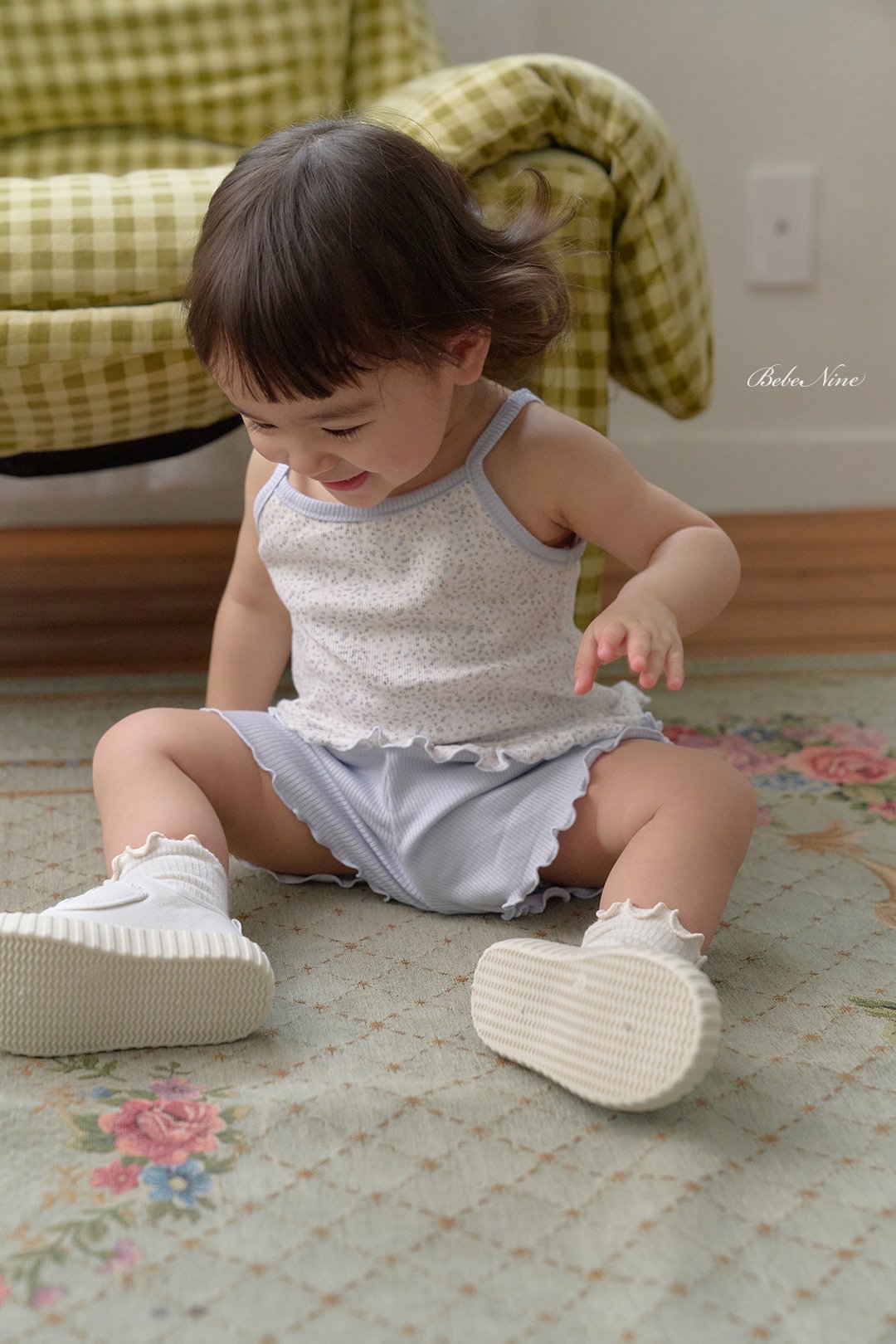 ☀️預訂 韓國直送☀️🇰🇷Bebenine兩色小碎花荷葉邊下擺吊帶背心短褲套裝