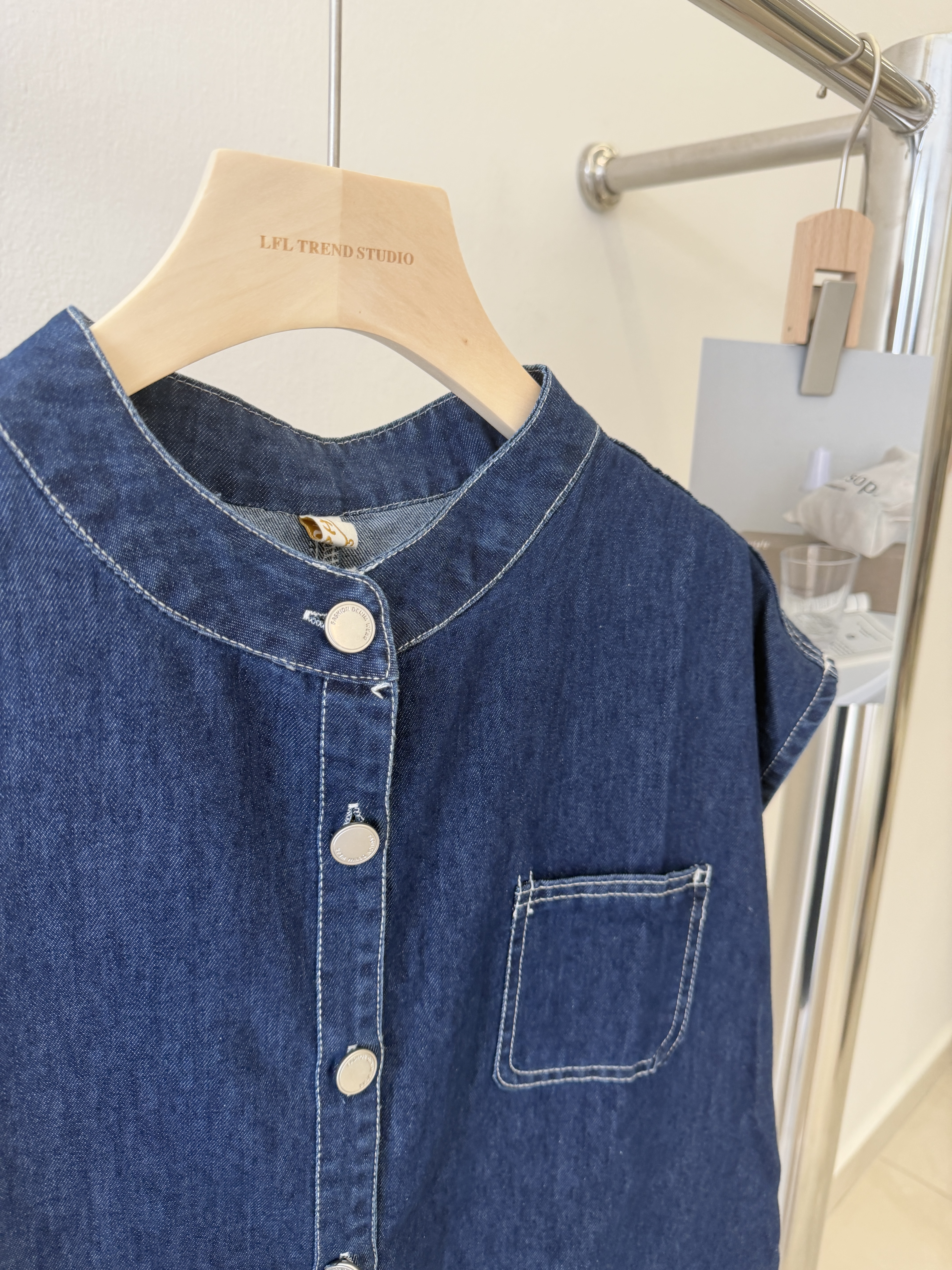 6516 复古无袖牛仔衬衫