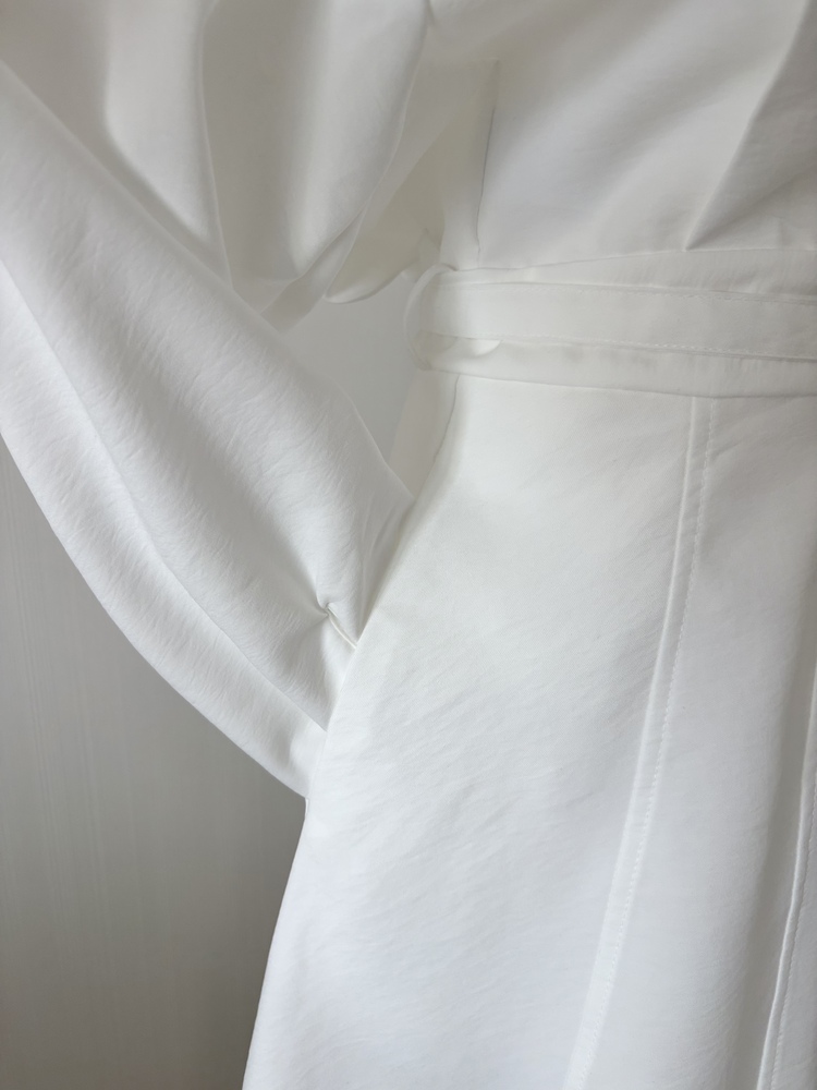 The Madeleine Belted Dress (White)