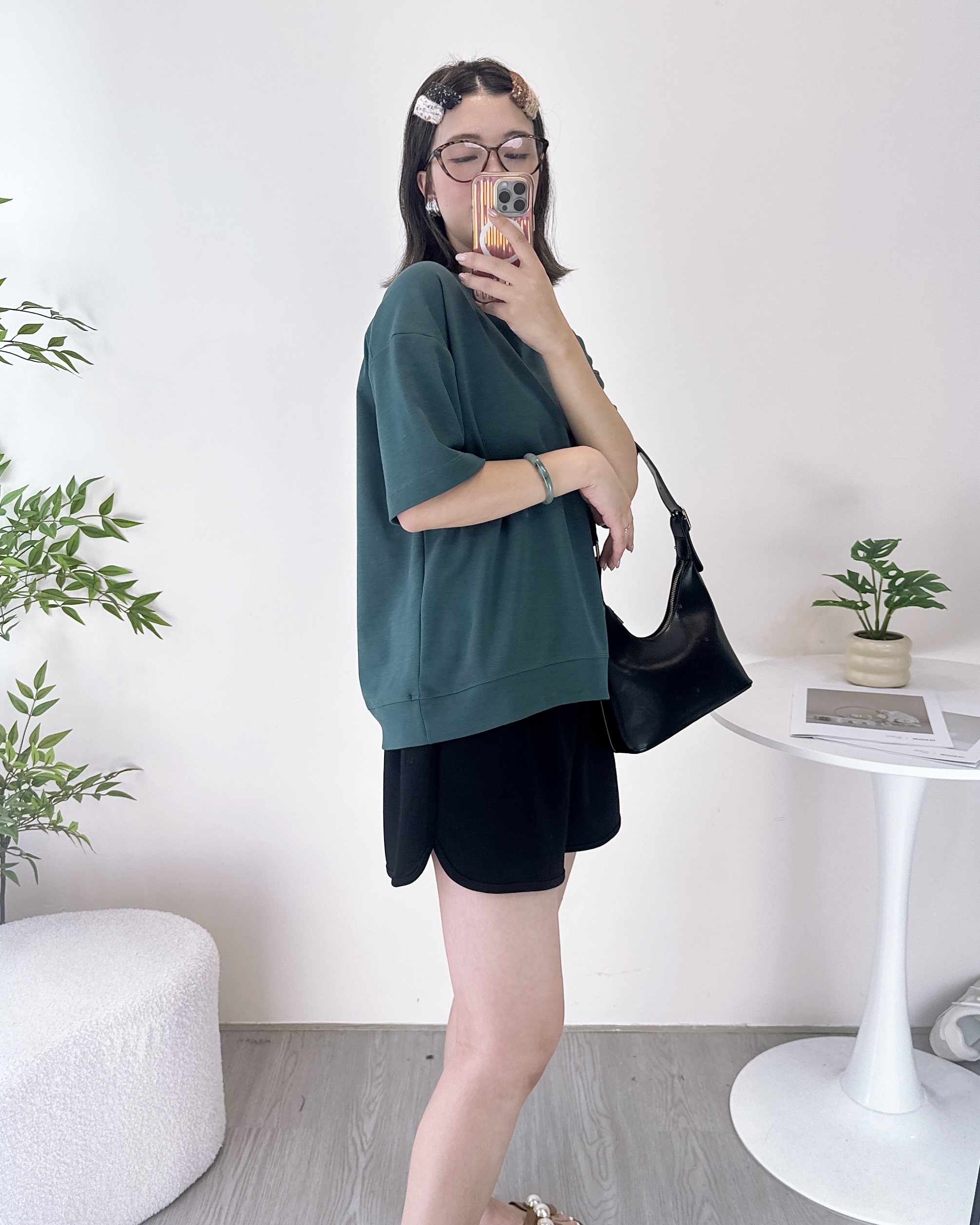 超滑彈性牛奶棉淨色上衣 2色