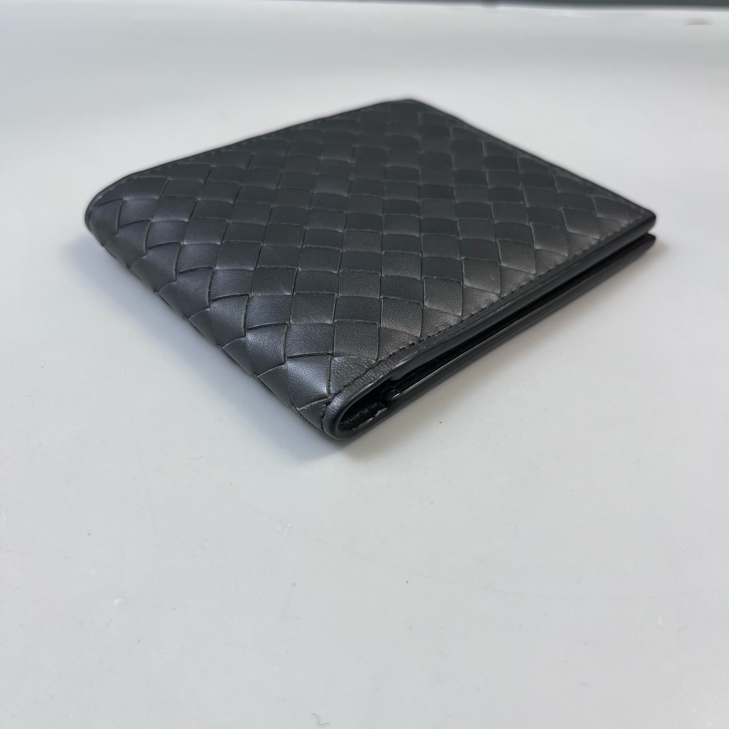 【預訂貨品】BV編織灰色短款銀包