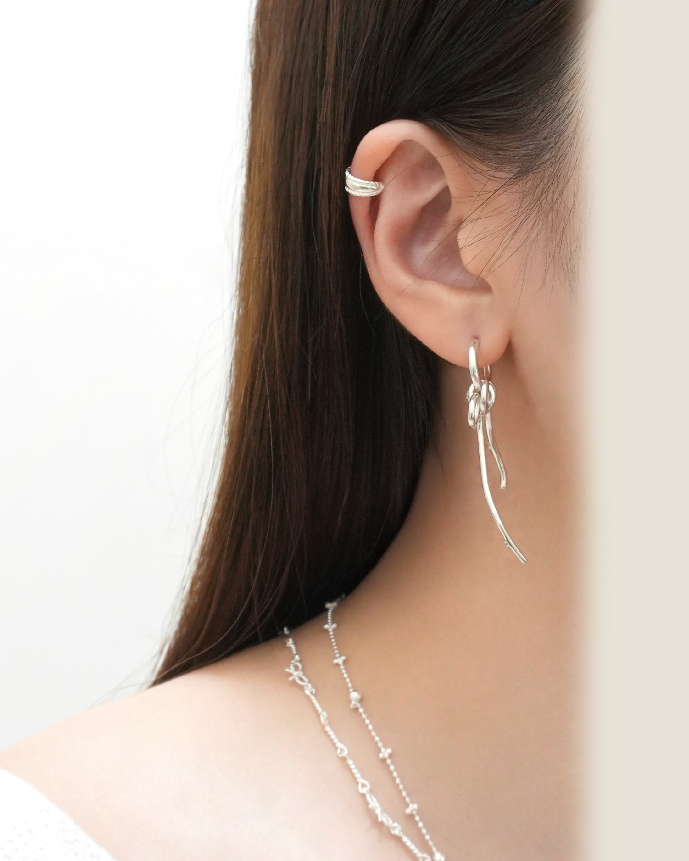 Twisted Curved Ear Cuff